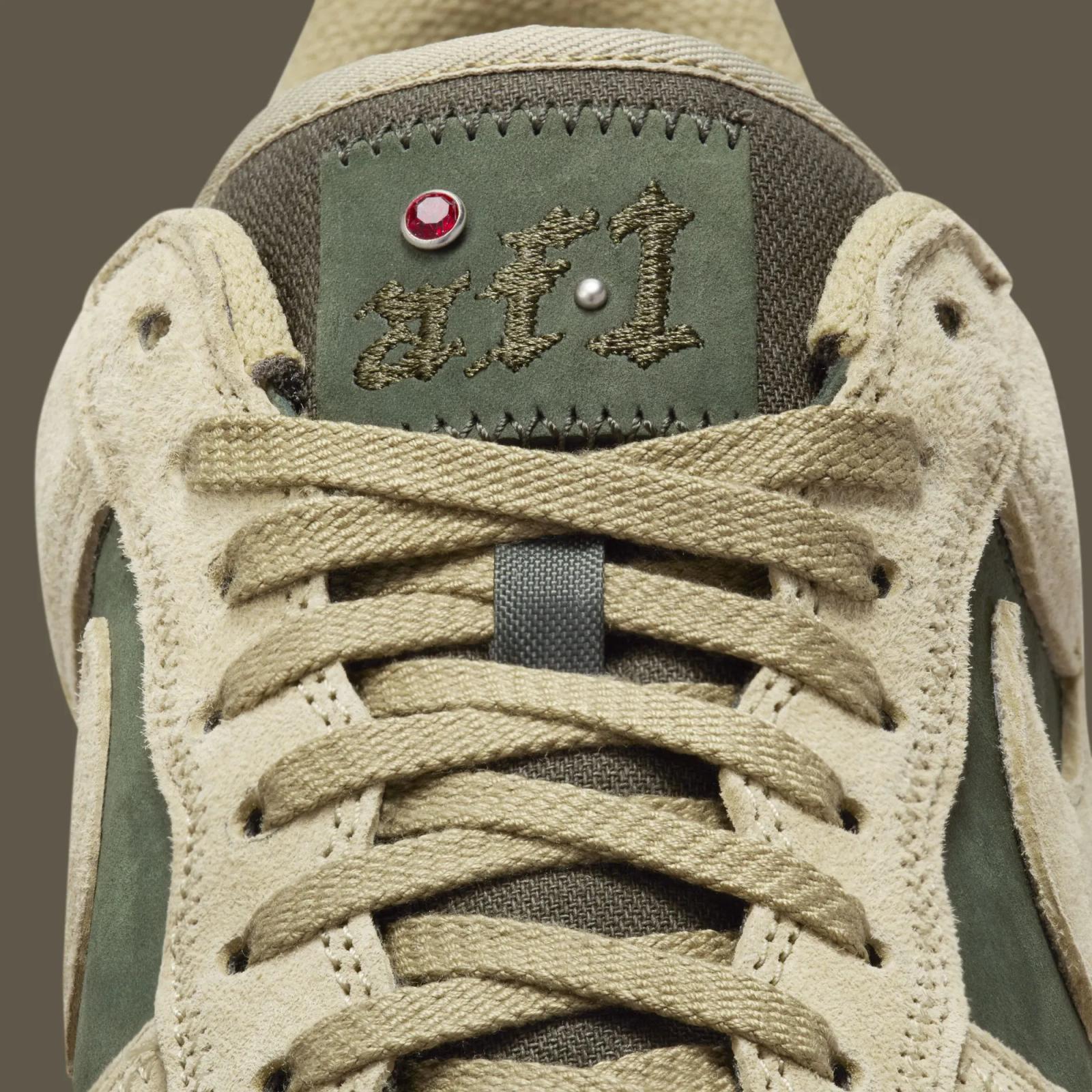 Nike Air Force 1 Low Retro QS HF0674-300