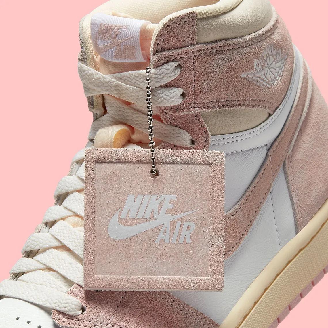 Air Jordan 1 Retro High OG Washed Pink