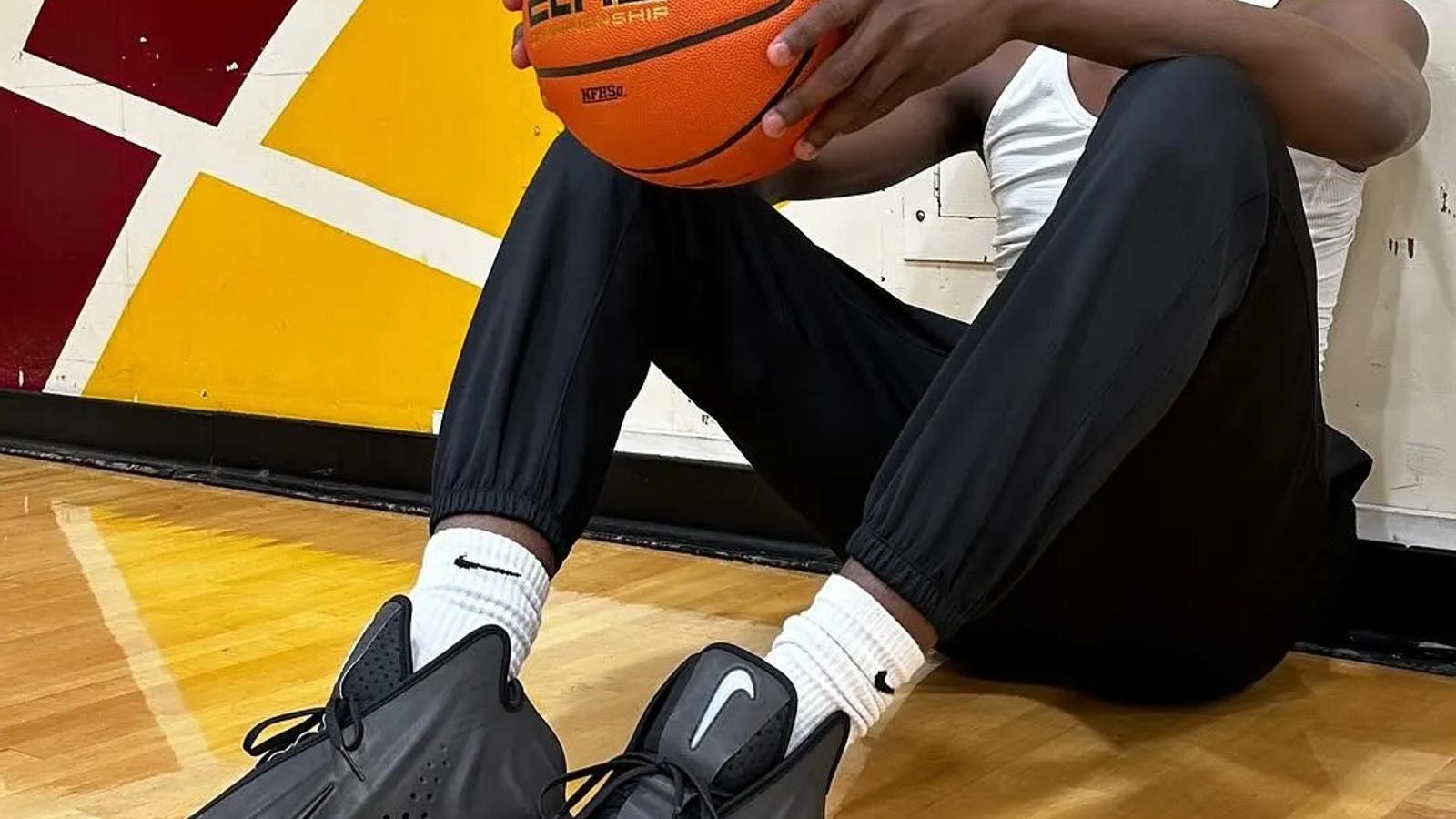 Nike G.T. Future “Black / Metallic Silver”