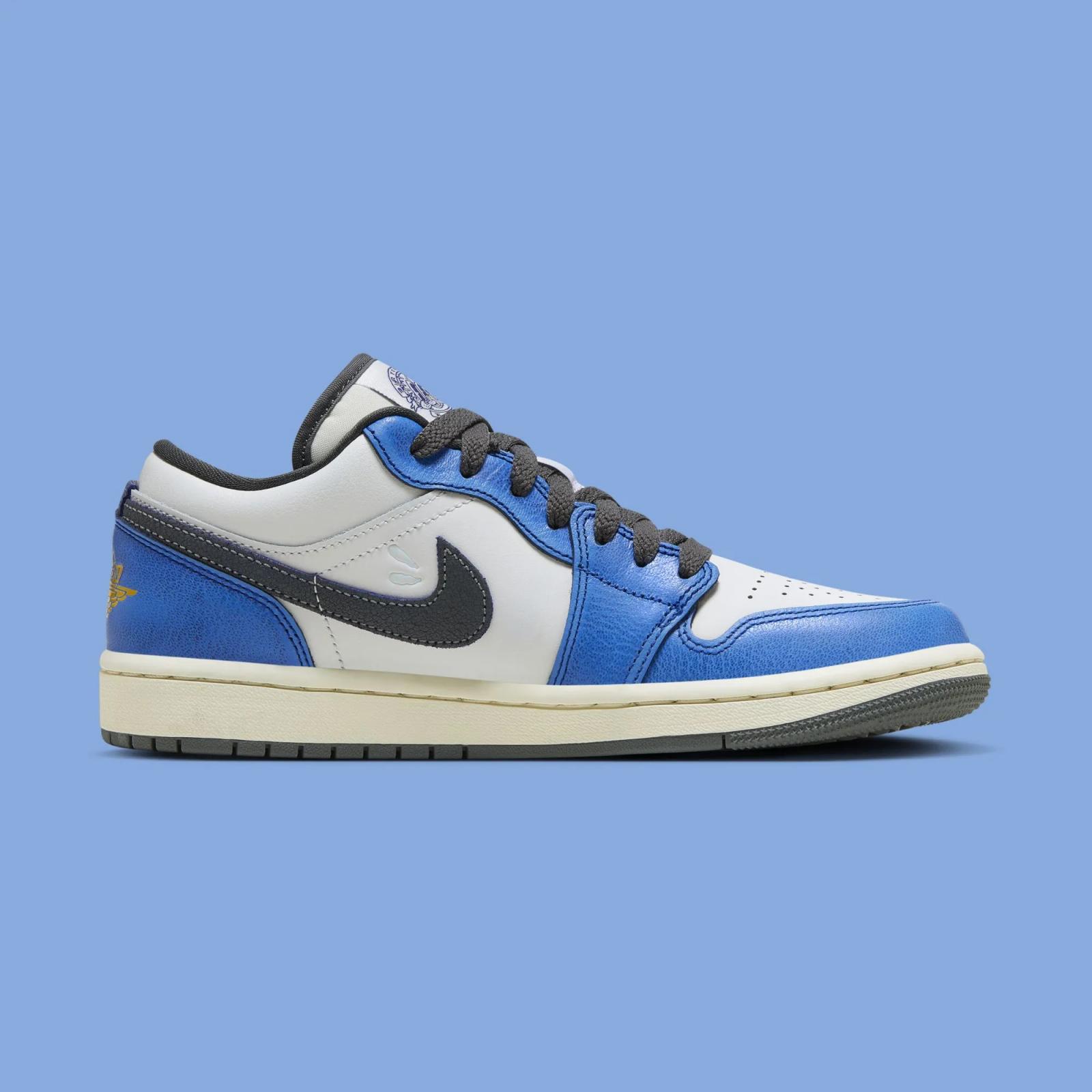 Air Jordan 1 Low SE Flight FV8439-104