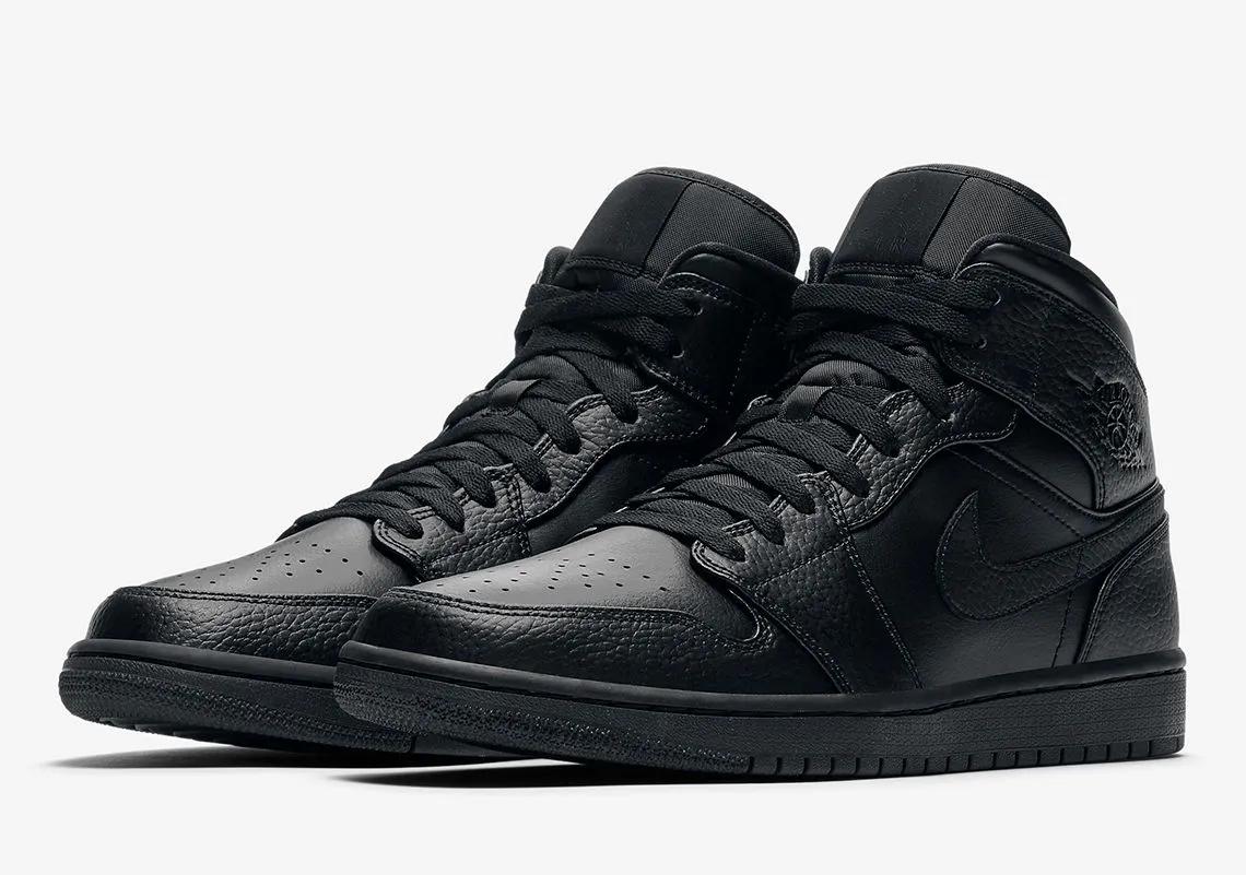 Air Jordan 1 Mid Triple Black