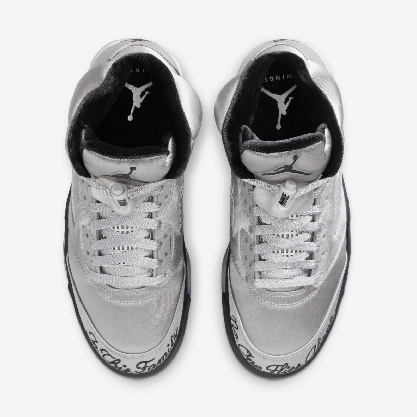 Air Jordan 5 Retro Wings Medium Grey Black Metallic Silver IO2038-001 Release Date Fall 2025