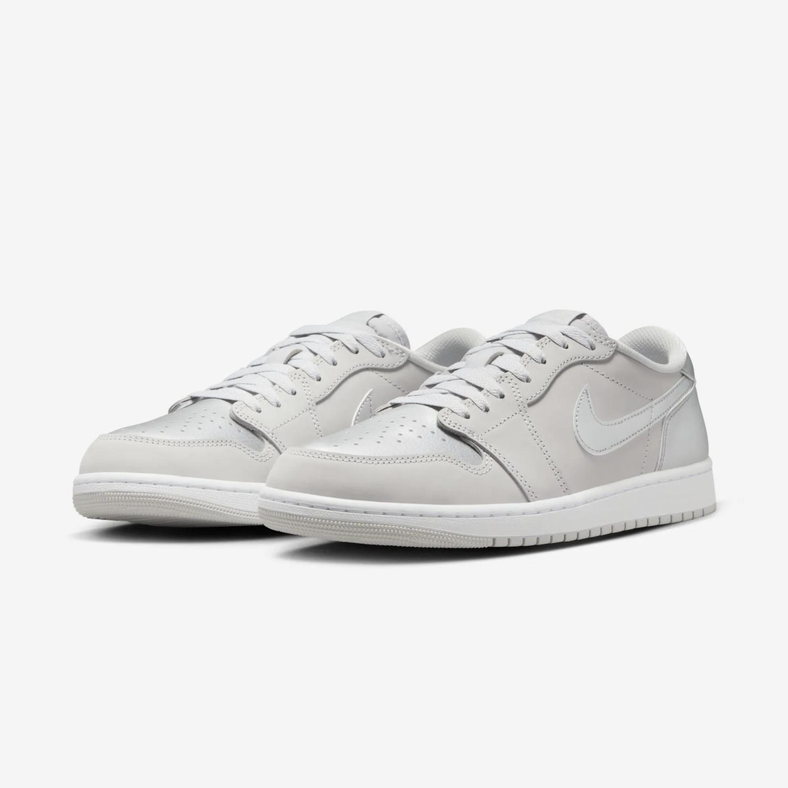 Air Jordan 1 Retro Low OG Metallic Silver CZ0790-002