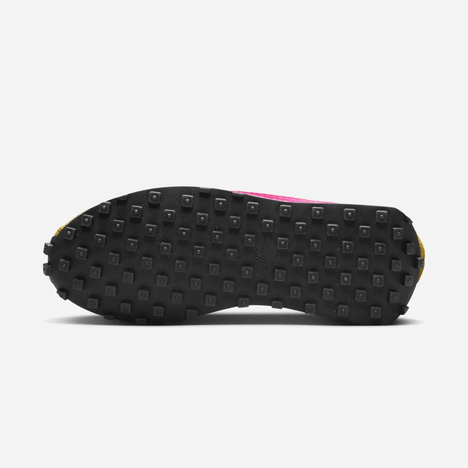 Stussy x Nike LD-1000 Sanded Gold FQ5369-700