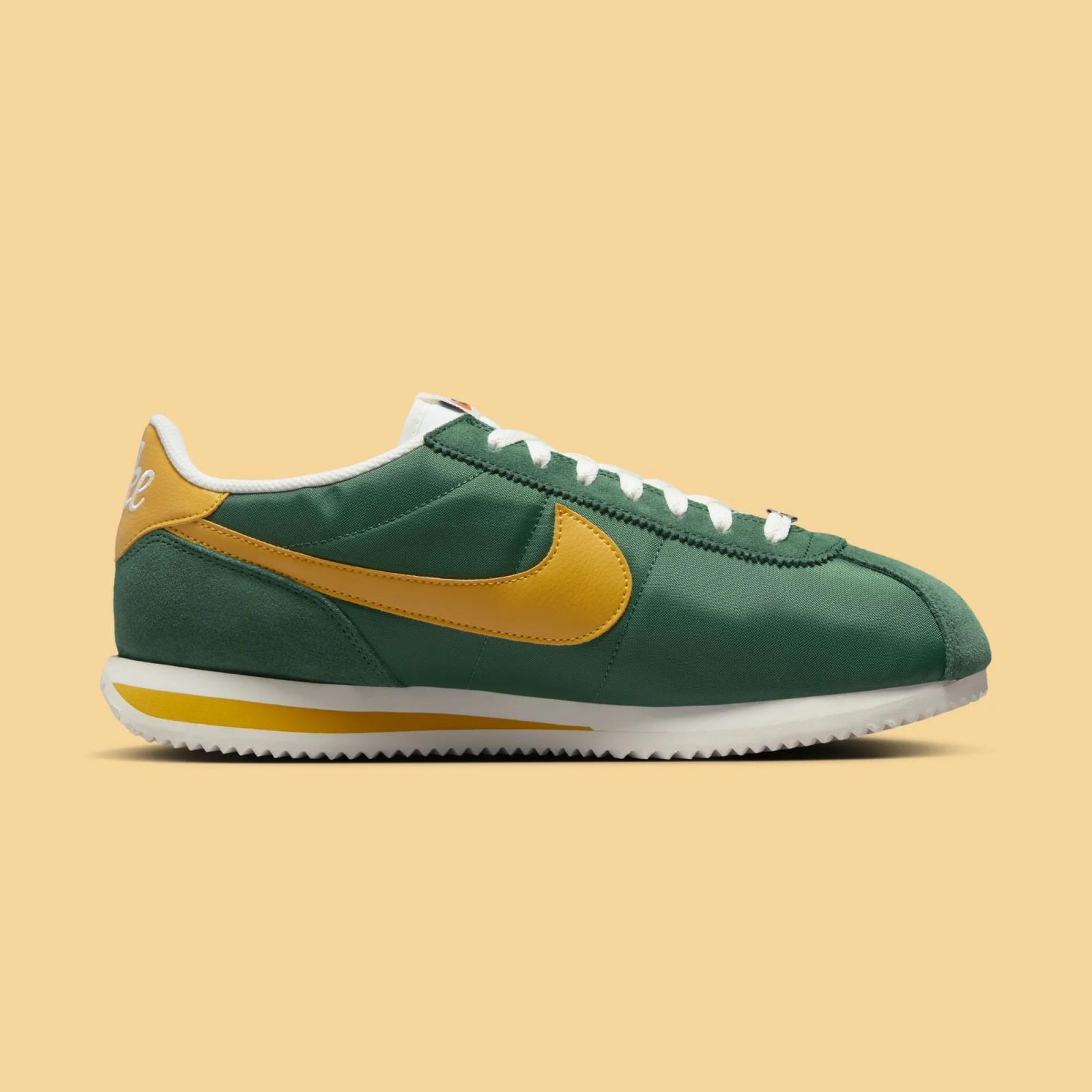 Nike Cortez Gorge Green / Yellow Ochre HF1435-300