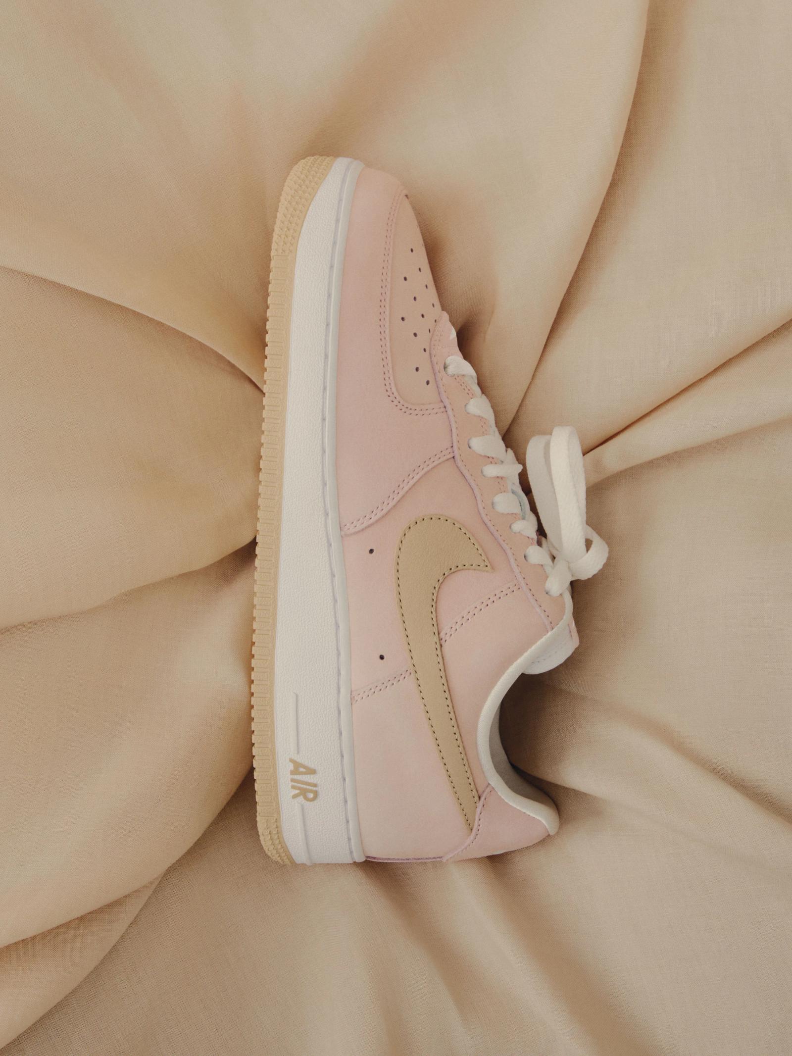 Kith for Nike Linen Collection drpo