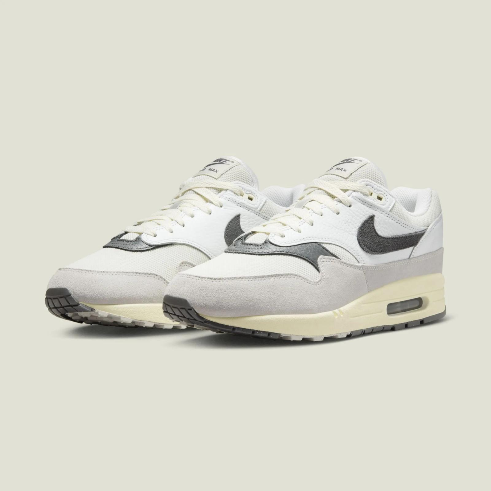 Nike Air Max 1 Essential Light Bone