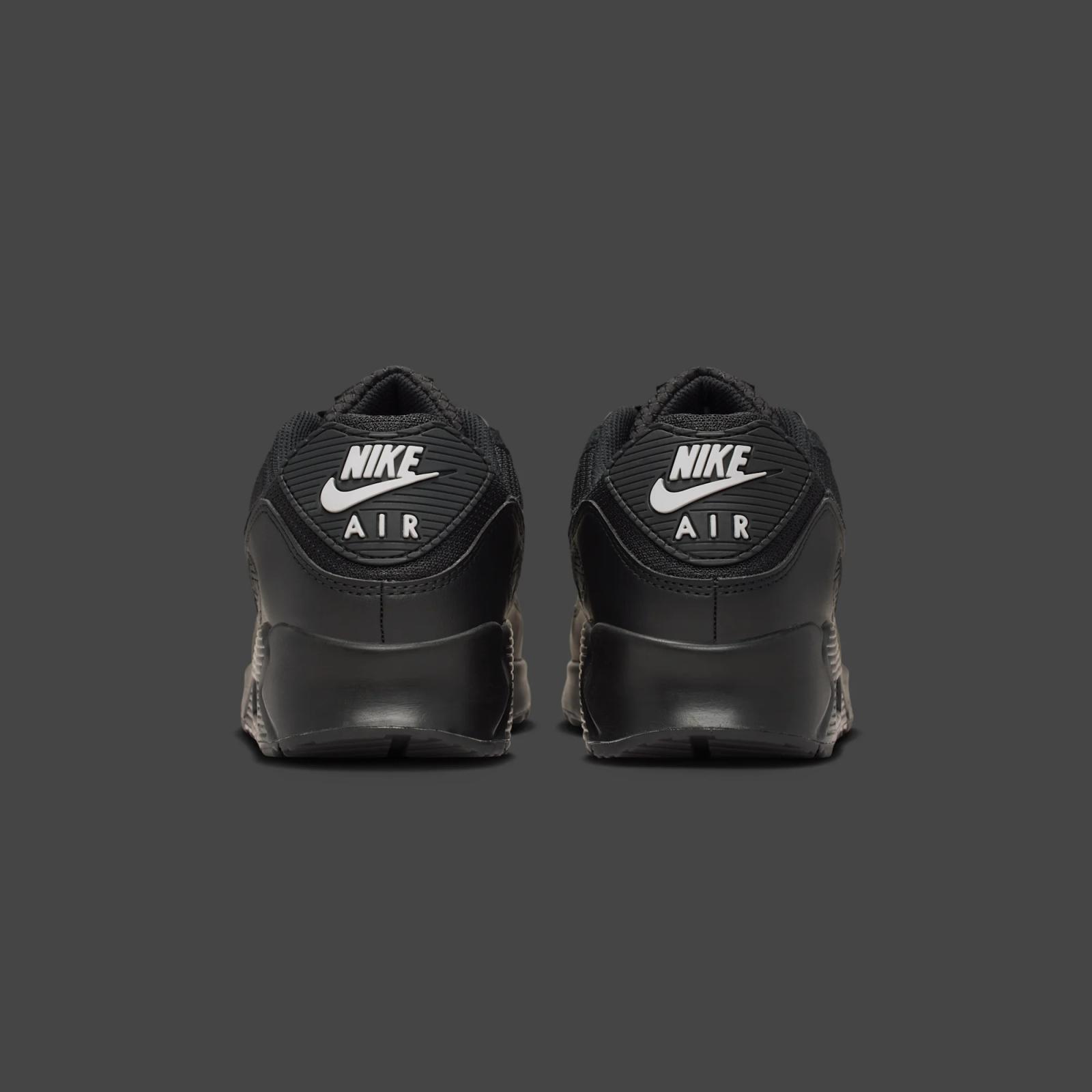 Nike Air Max 90 "Black & Light Smoke Grey" drops in 2026
