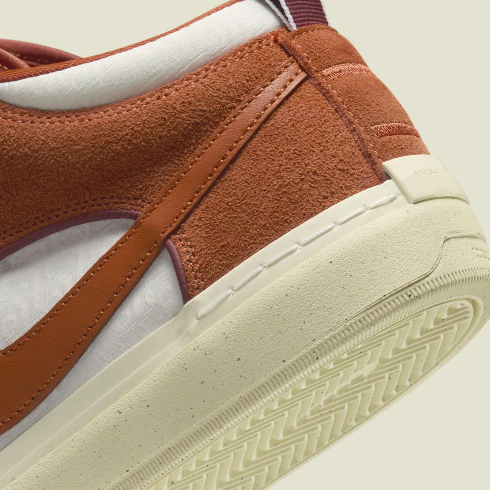 Nike SB React Leo Dark Russet DX4361-202