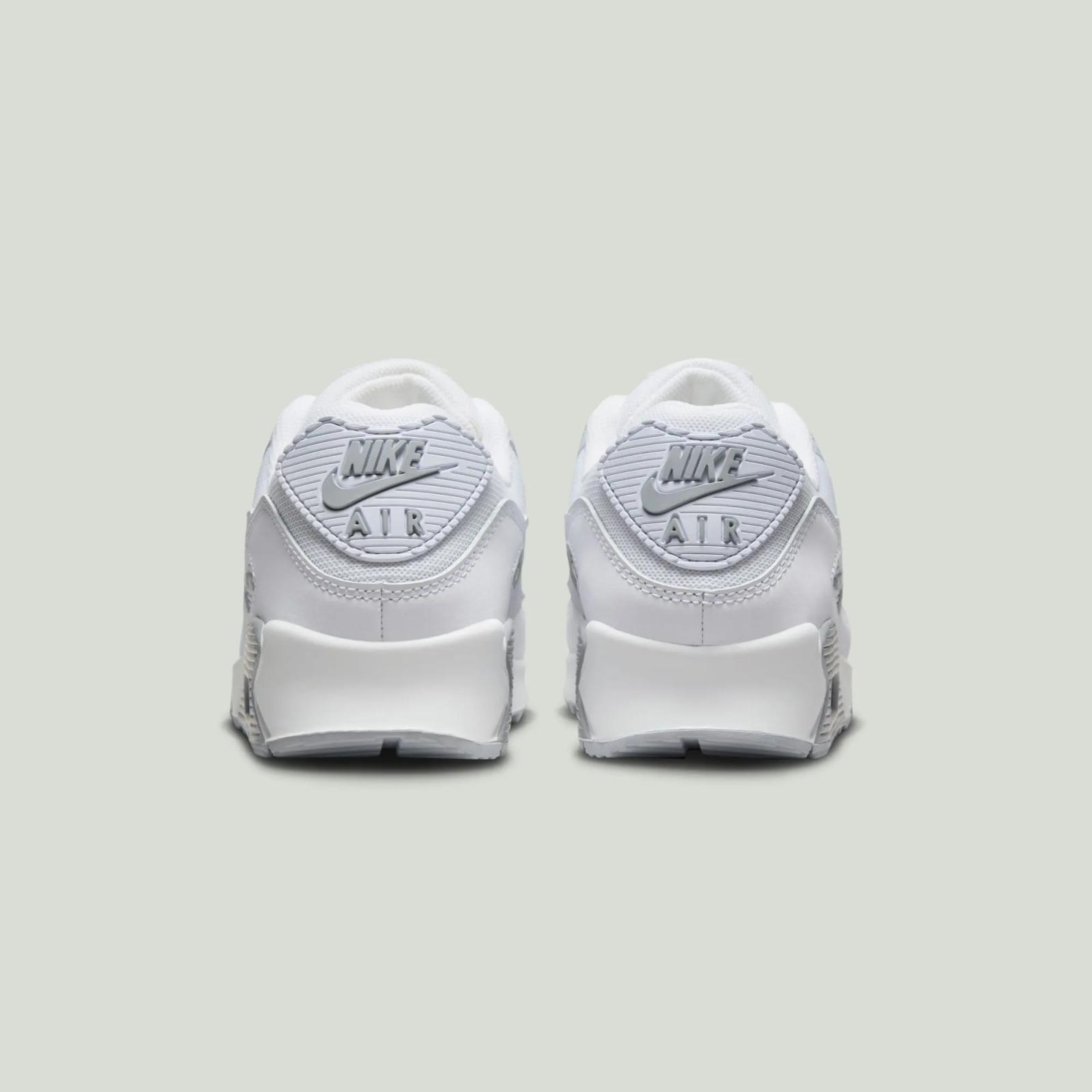 Nike Air Max 90 Jewel Light Smoke Grey 2025 Restock FN8005-100