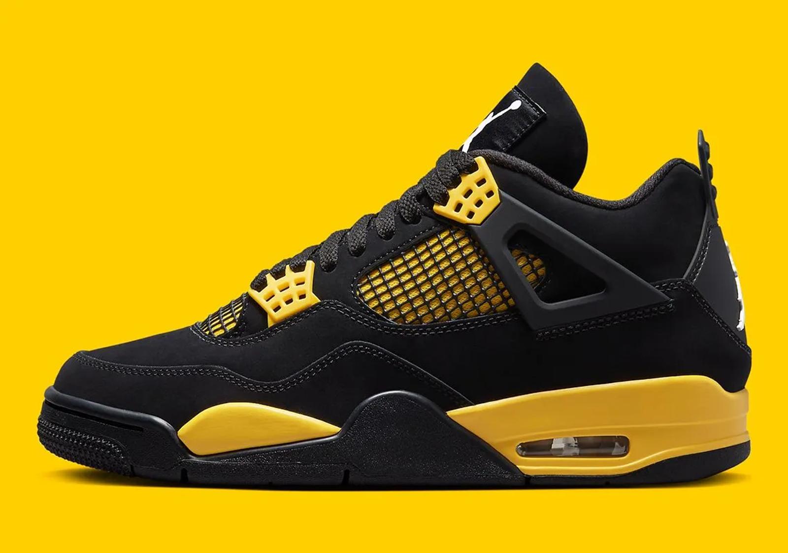 Air Jordan 4 Retro Thunder