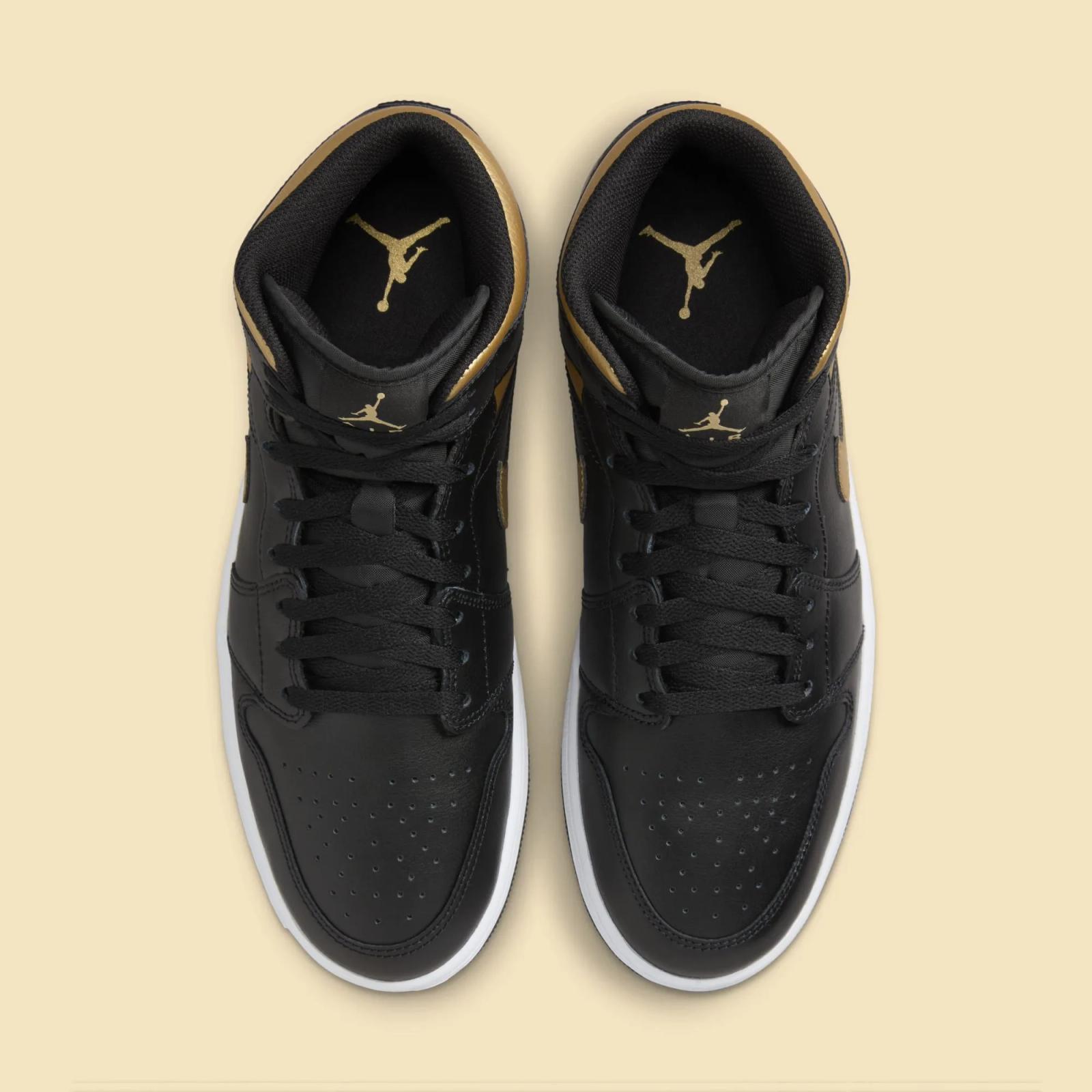 Air Jordan 1 Mid Black / Metallic Gold DQ8426-071