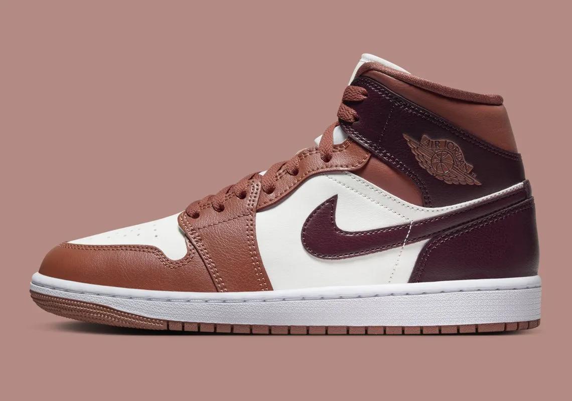Air Jordan 1 Mid WMNS Dusty Peach