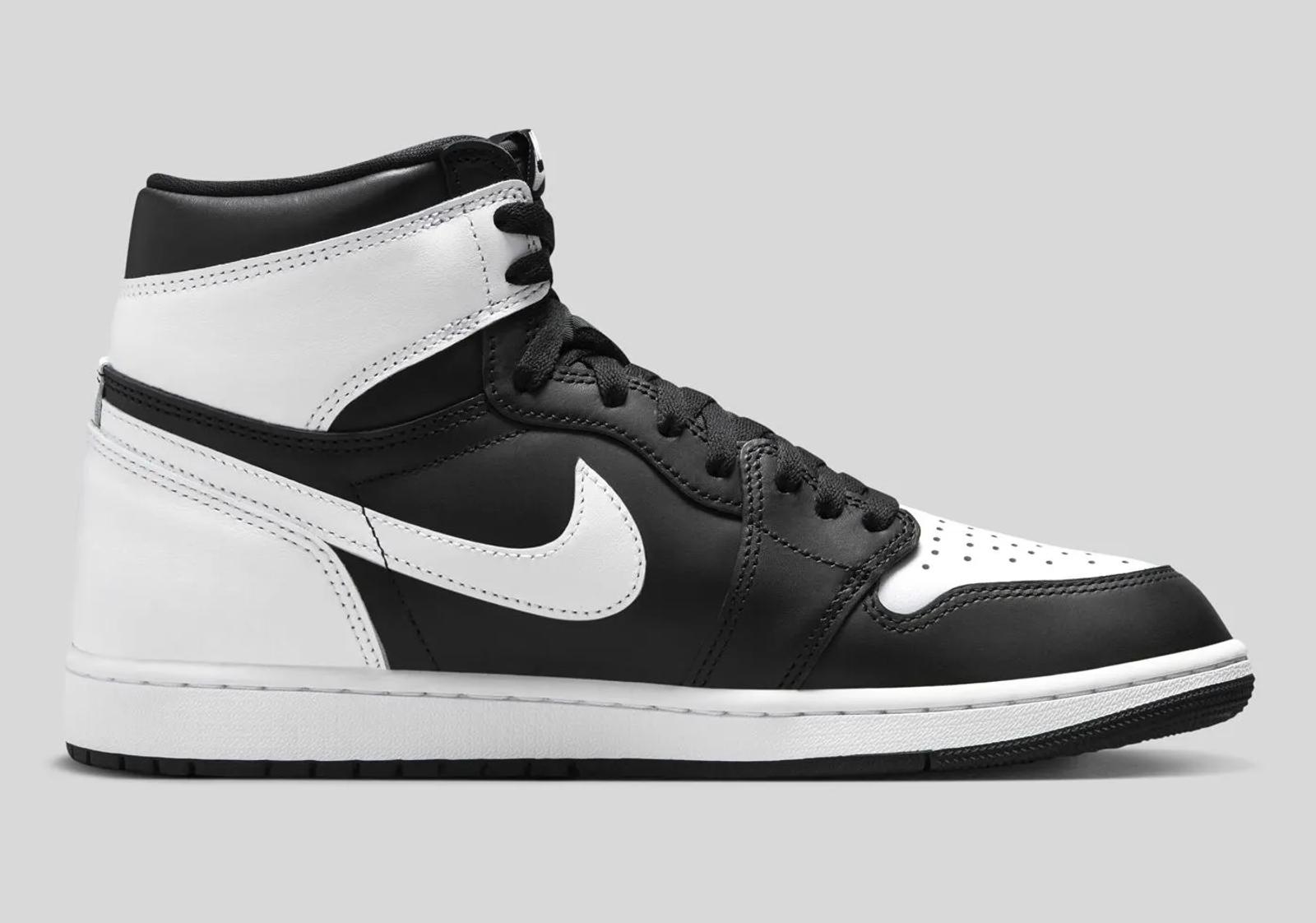 Air Jordan 1 Retro High OG Black White