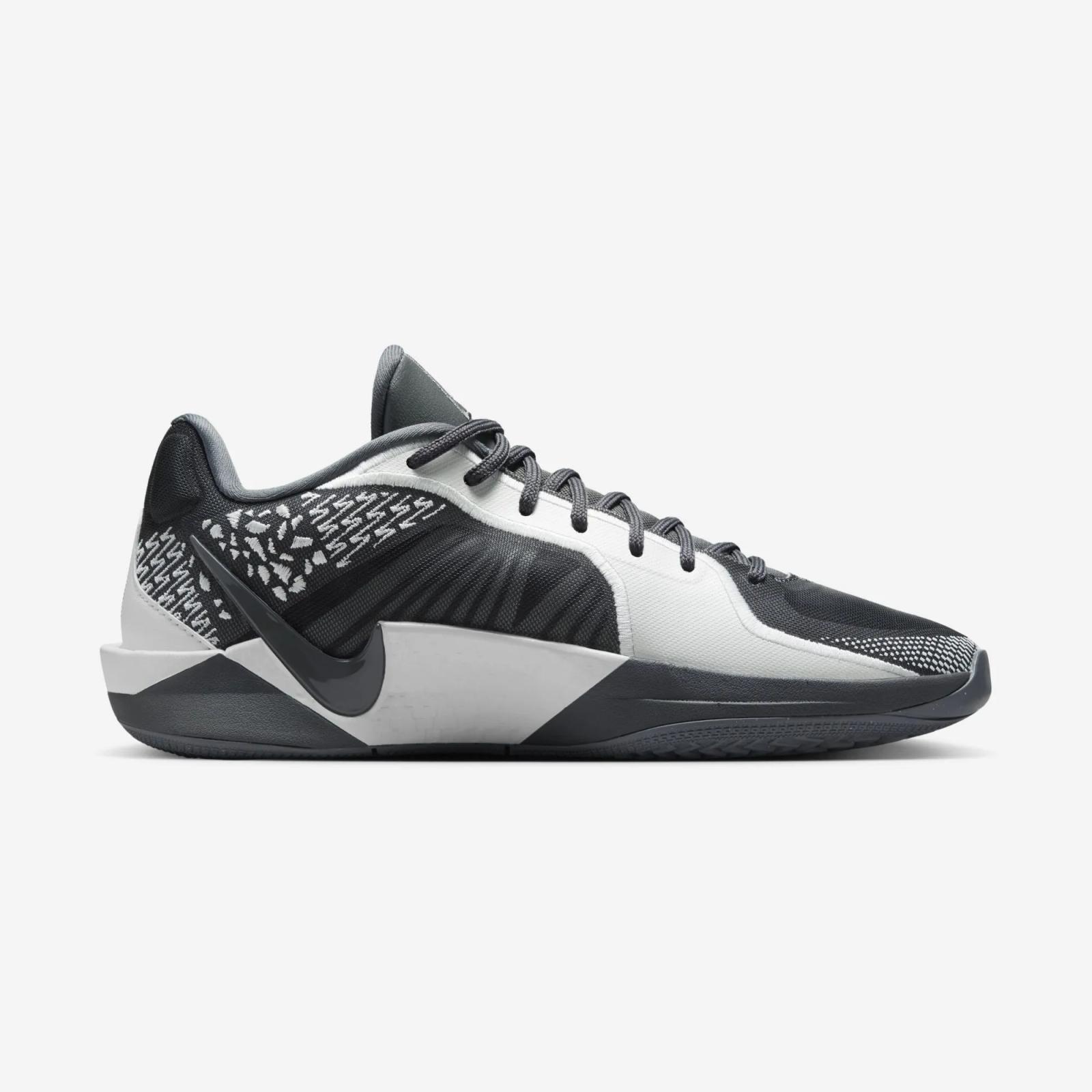 Nike Sabrina 2 Iron Grey / Hot Punch FQ2174-005 Release Date 2025