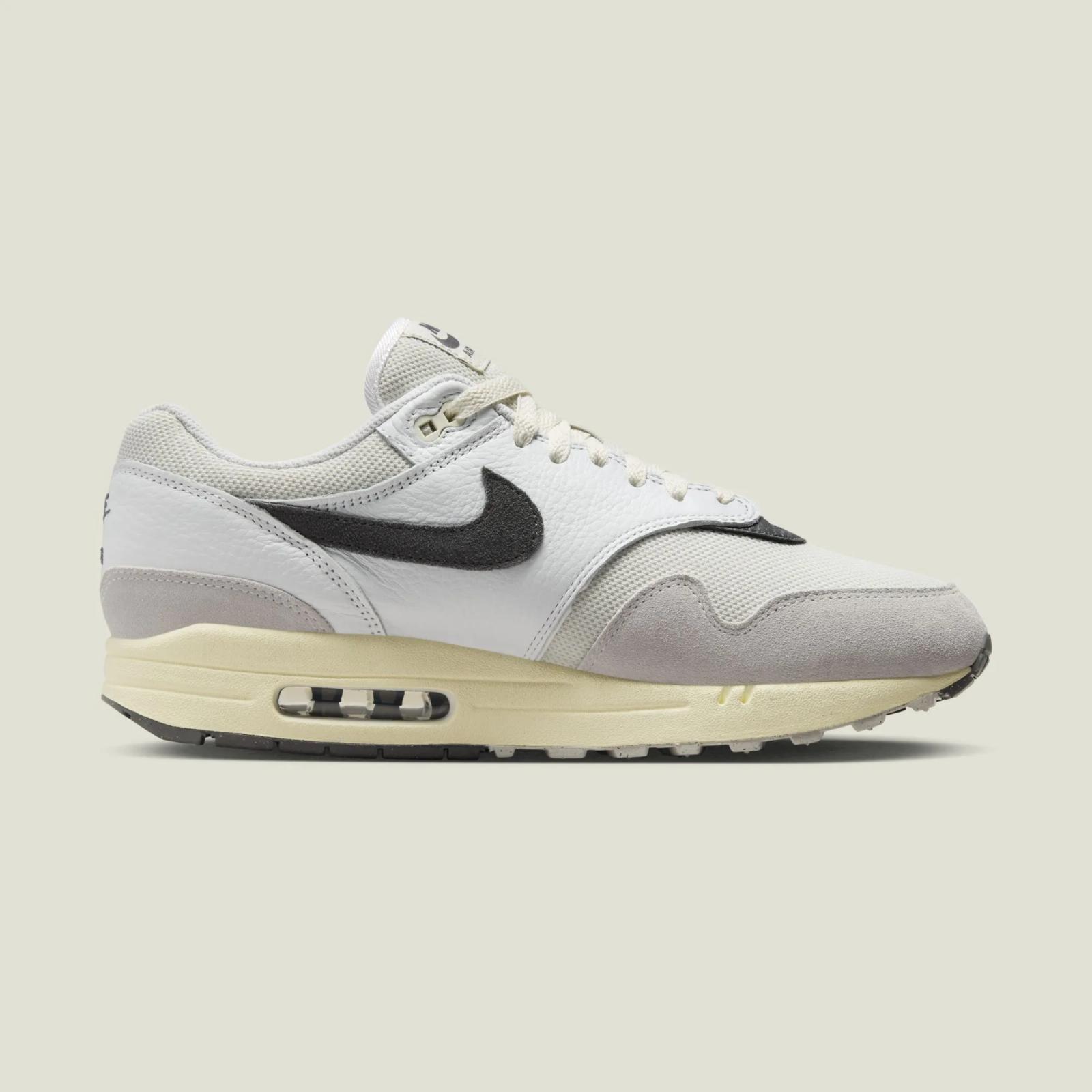 Nike Air Max 1 Essential Light Bone