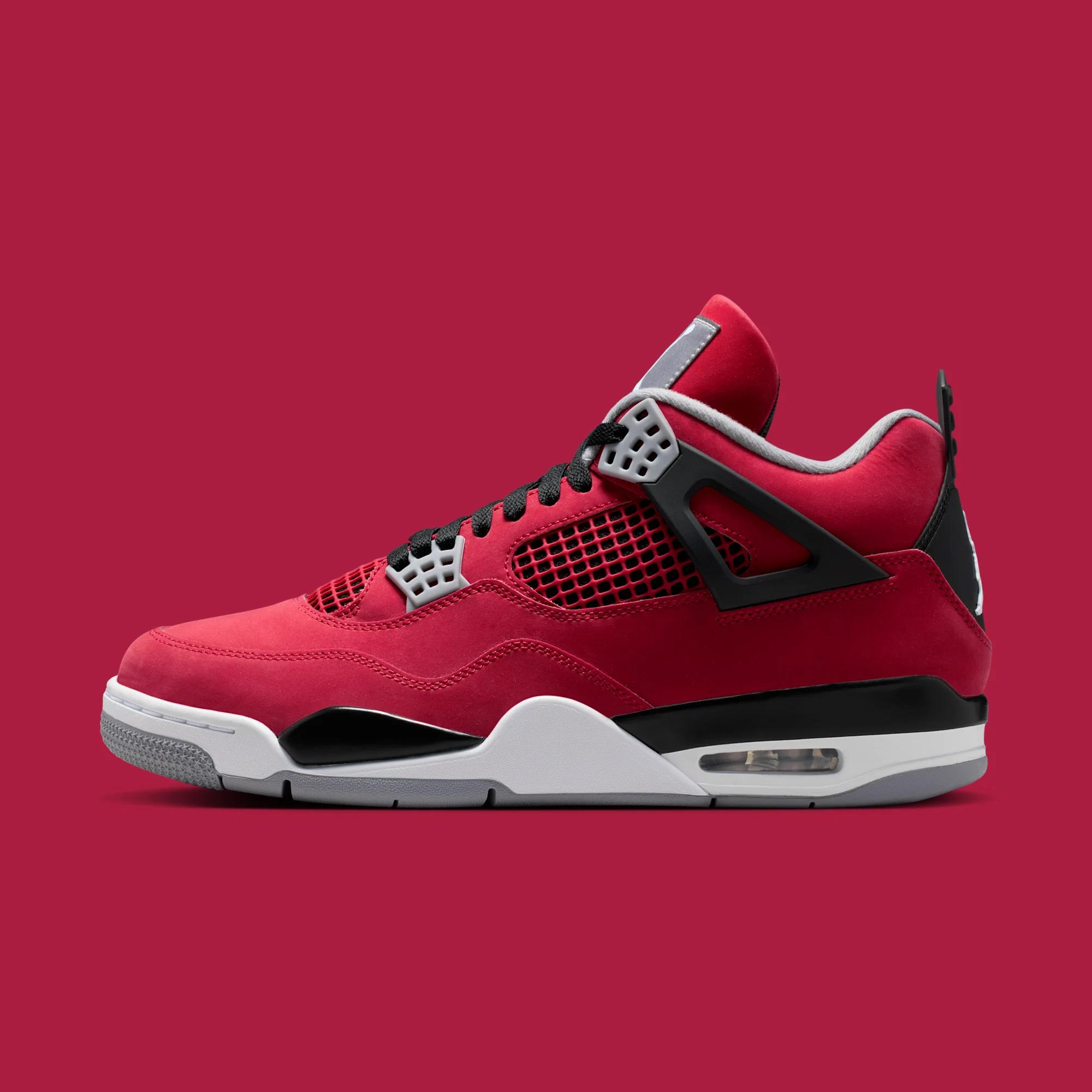 Air Jordan 4 Retro “Toro Bravo” 2026