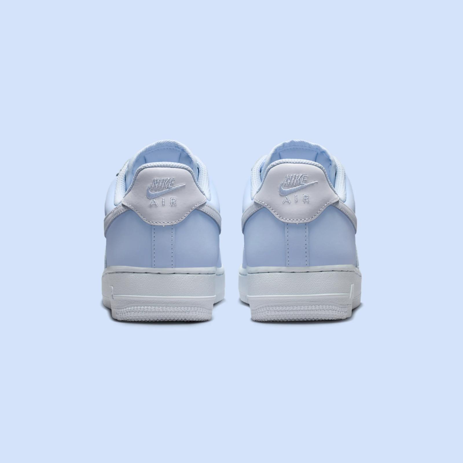 Nike Air Force 1 Low PRM W "Football Grey" drops April 1st, 2026