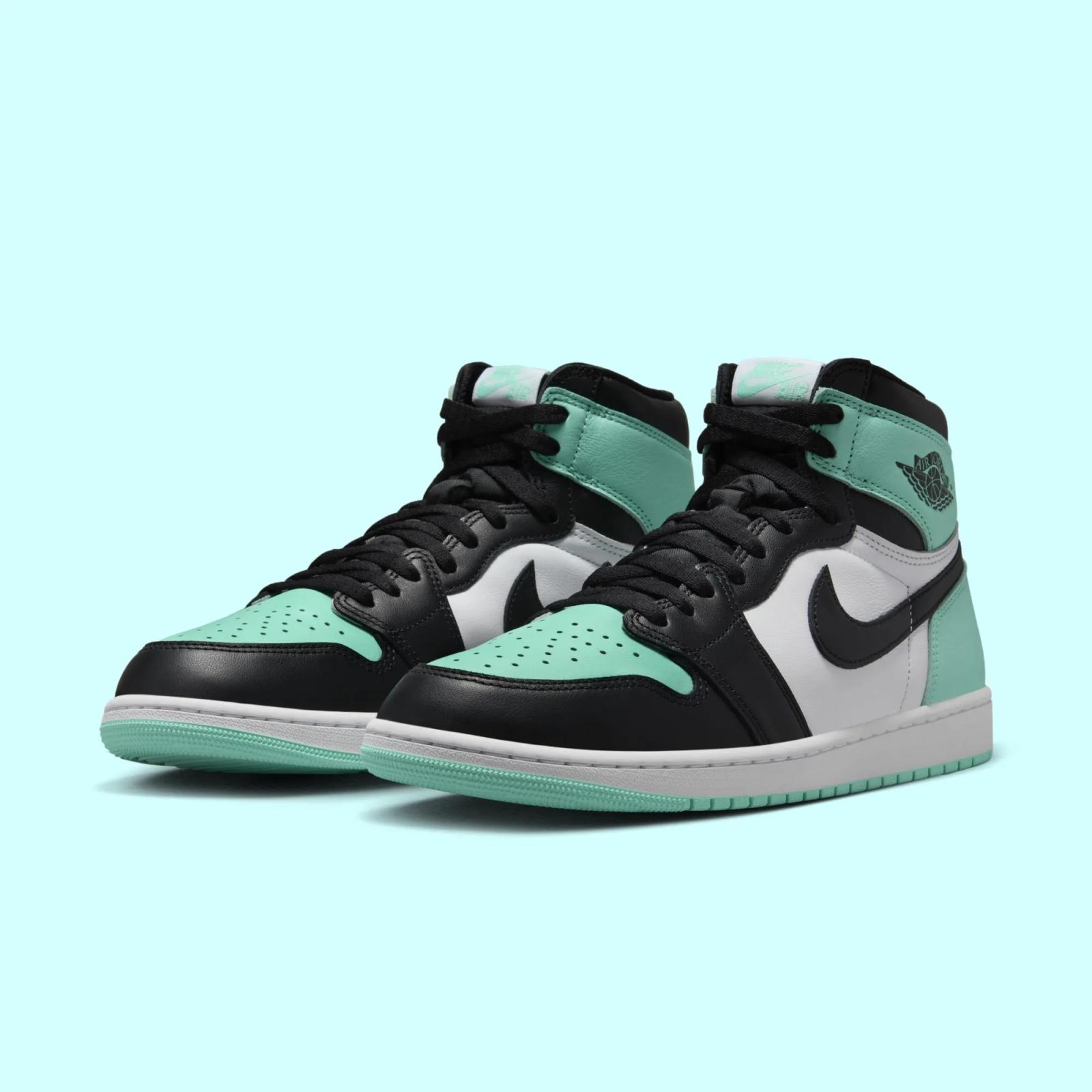 Air Jordan 1 Retro High OG Green Glow DZ5485-130