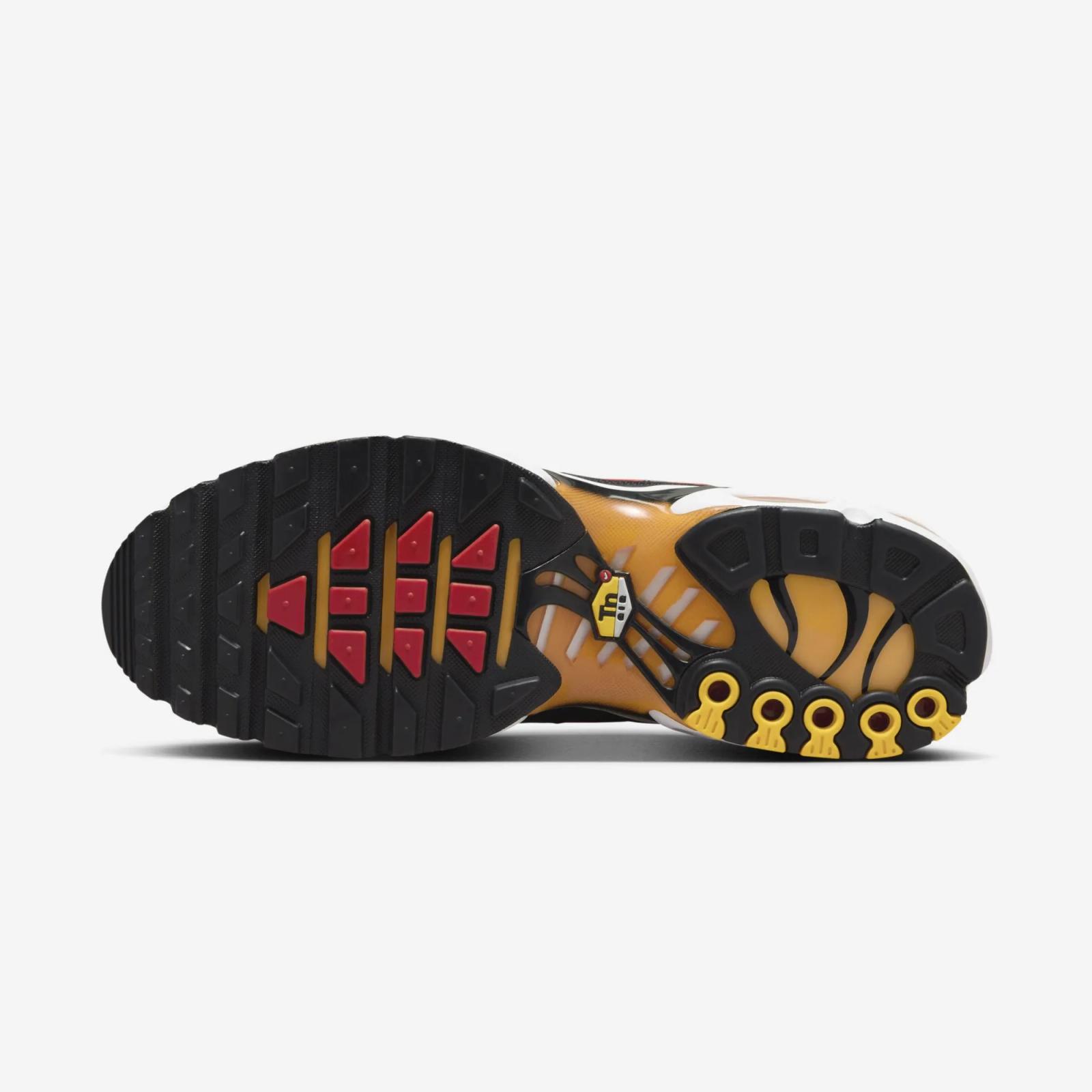 Nike Air Max Plus Sunset 2024 Black / Pimento HF0552-001