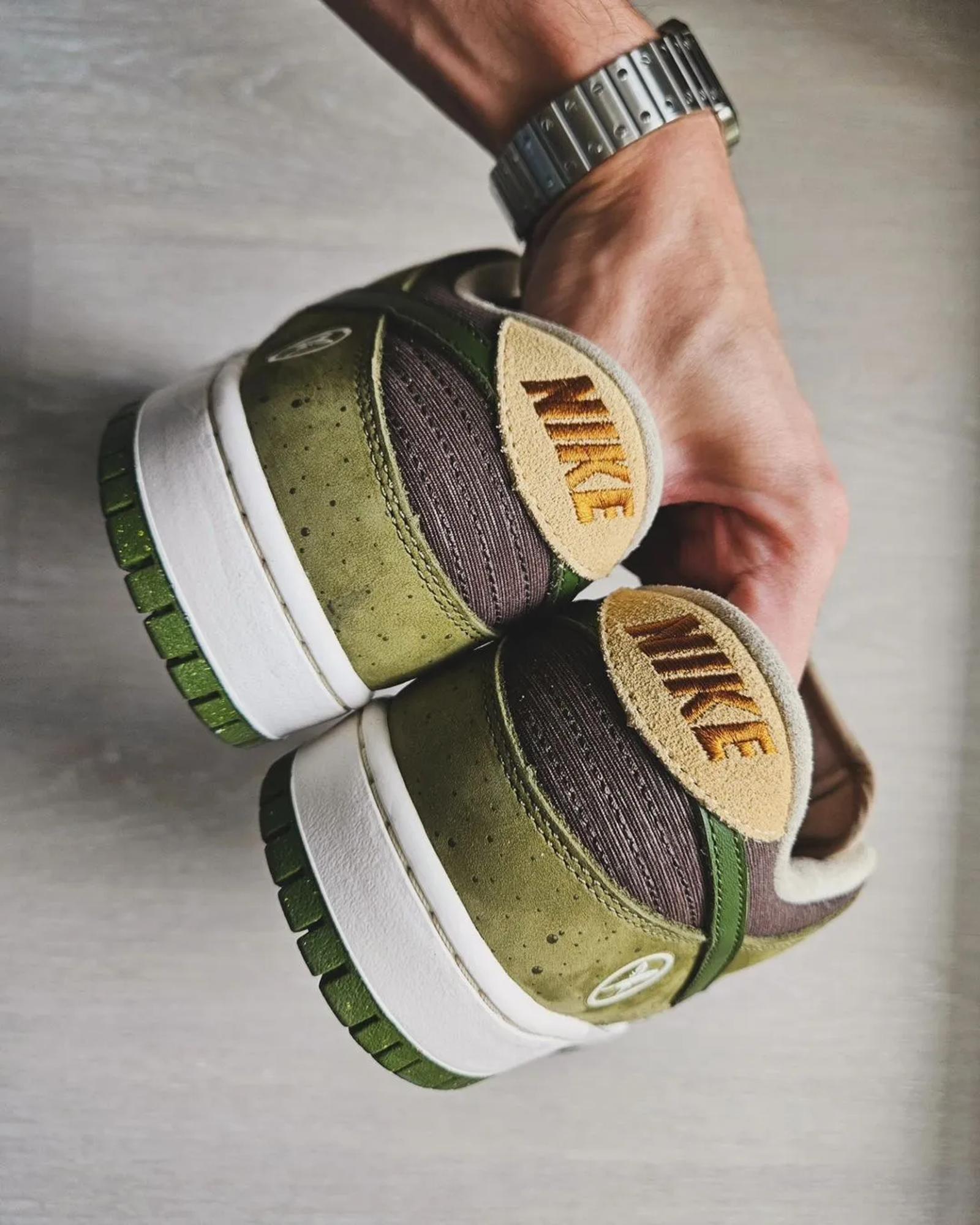 Yuto Horigome x Nike SB Dunk Low Pro Asparagus HF8022-300