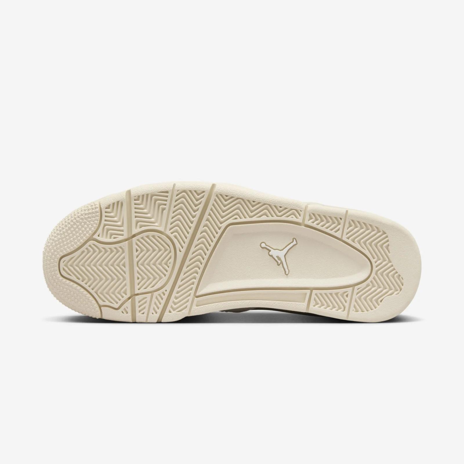 Air Jordan 4 RM Legend Light Brown FQ7940-200