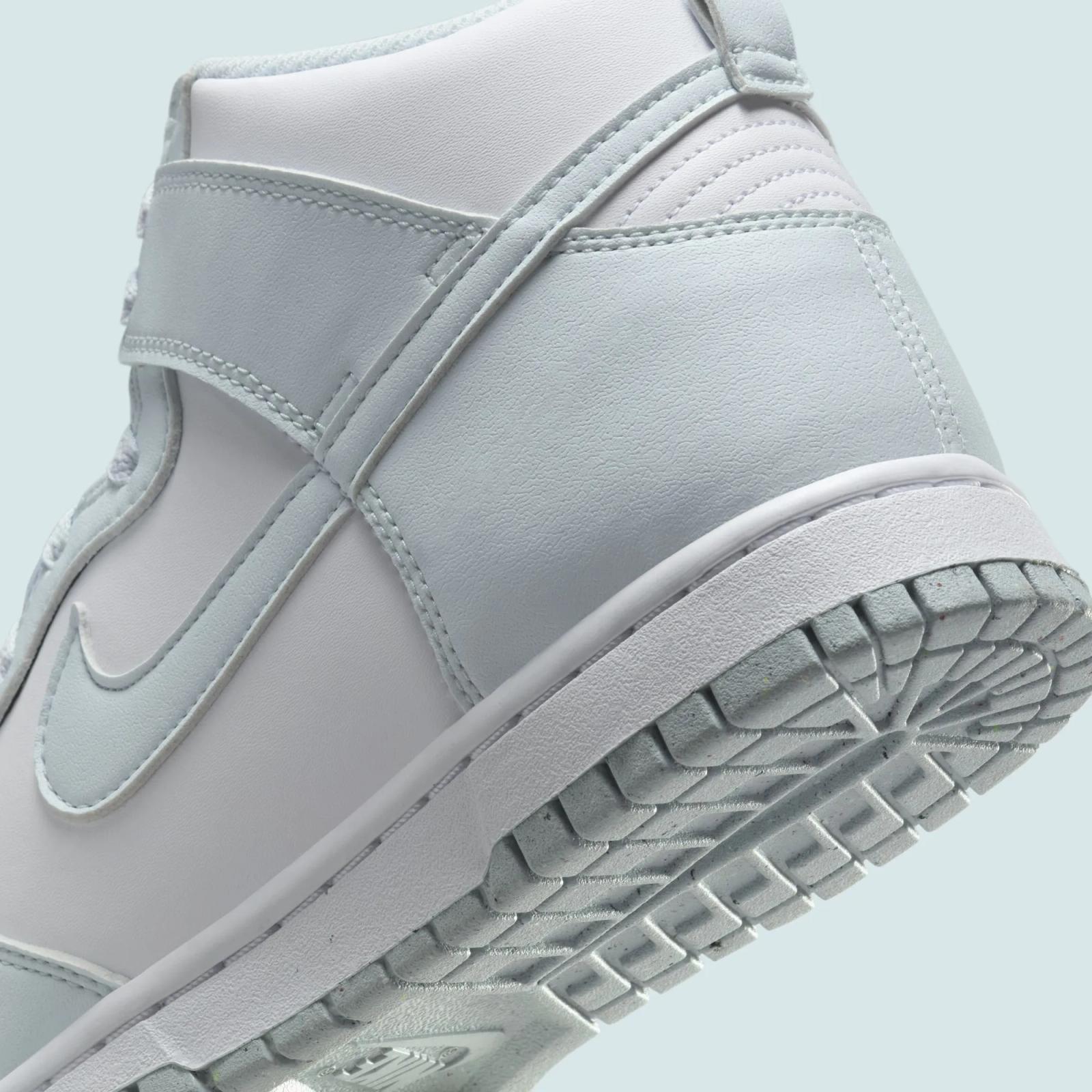 Nike Dunk High Next Nature White / Glacier Blue FV5960-100