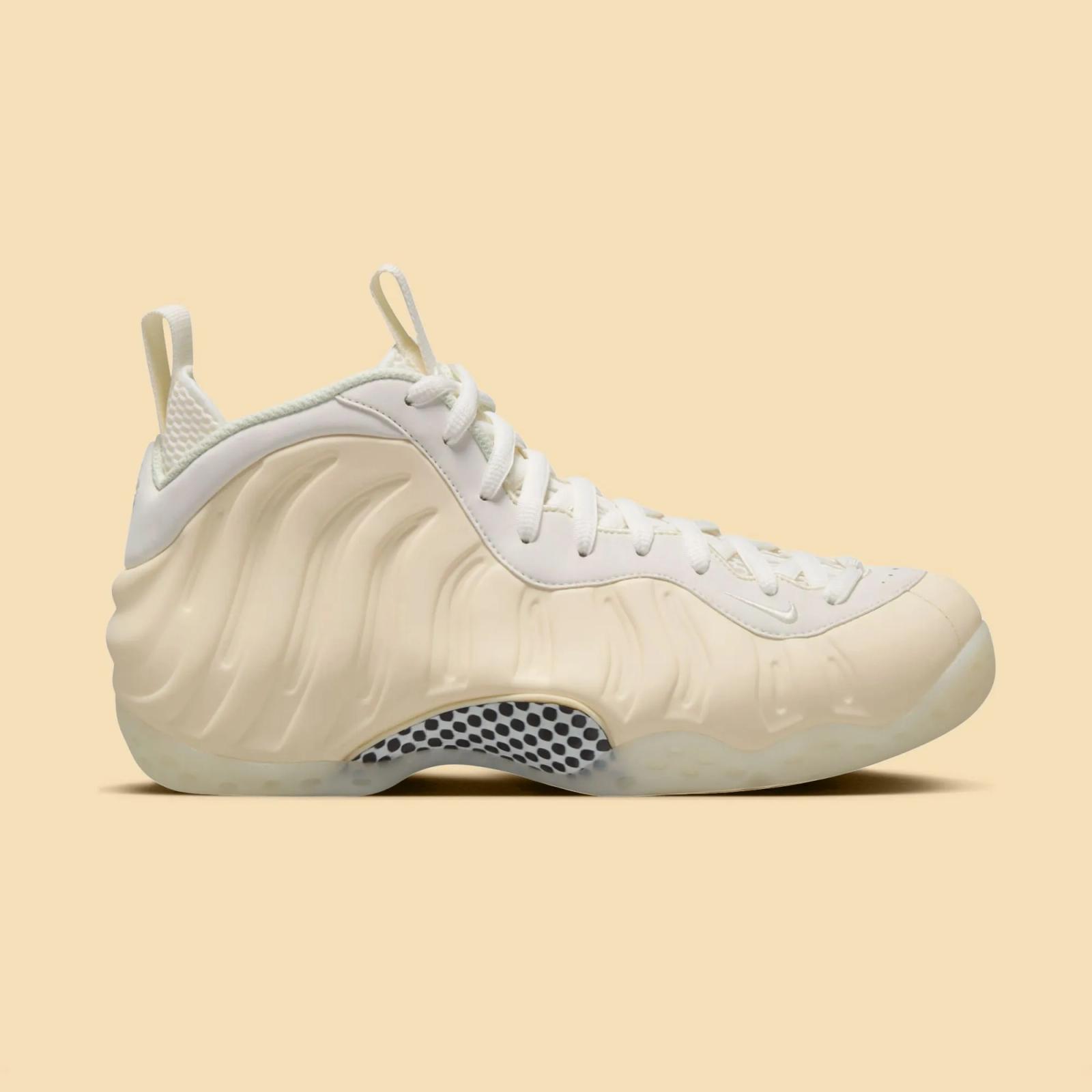 Nike Air Foamposite One “Soft Pearl”