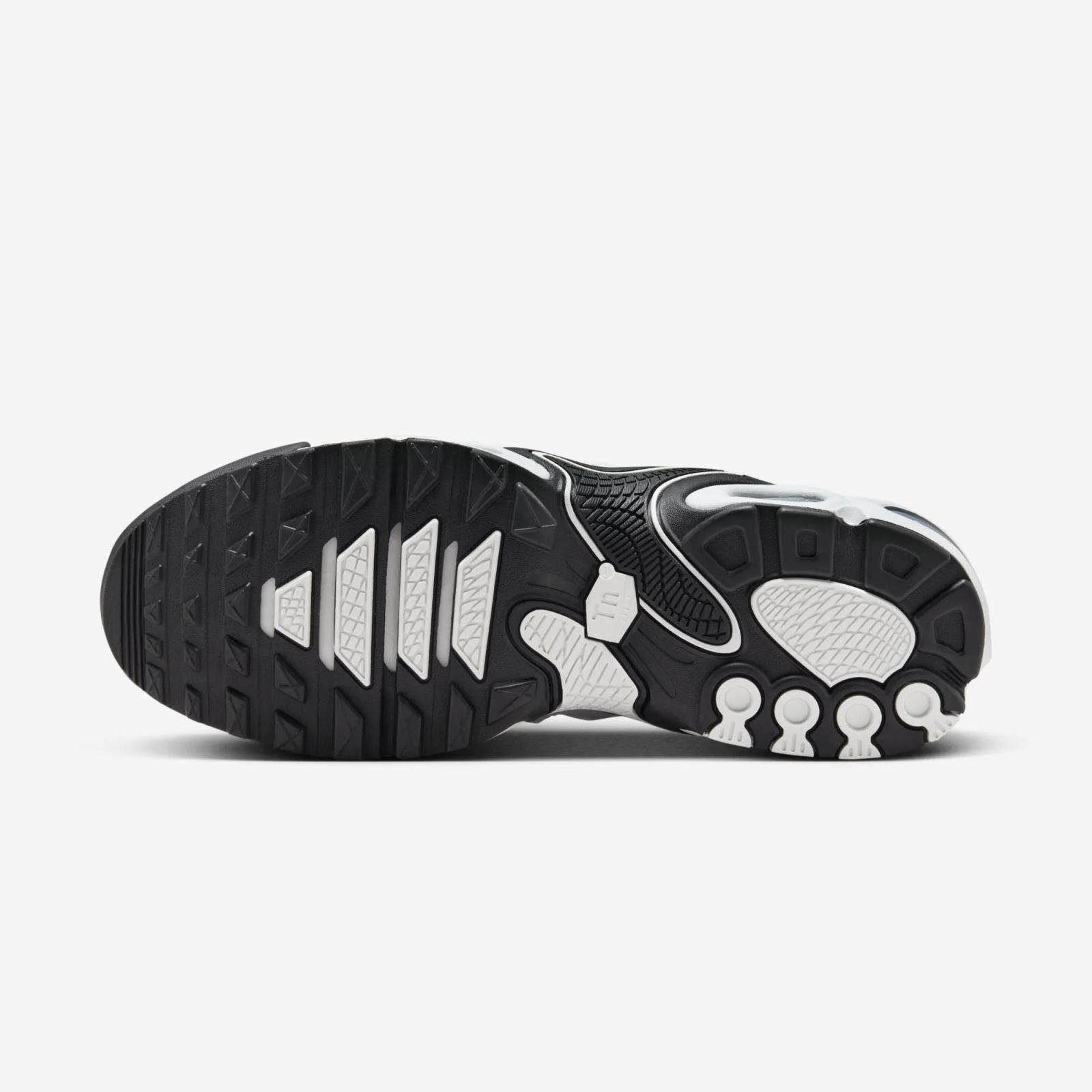 Nike Air Max Plus Drift White / Metallic Silver FV4081-102