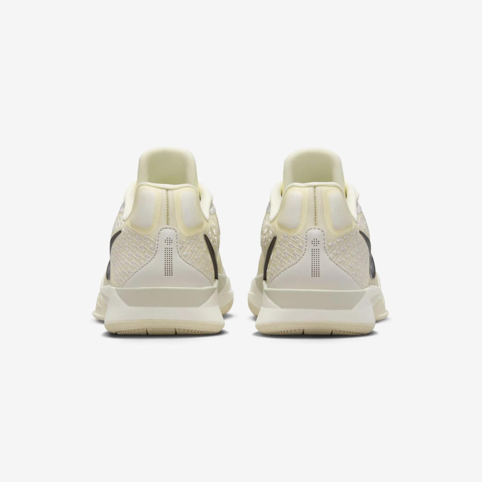 Nike Sabrina 2 Relentless FQ2174-102