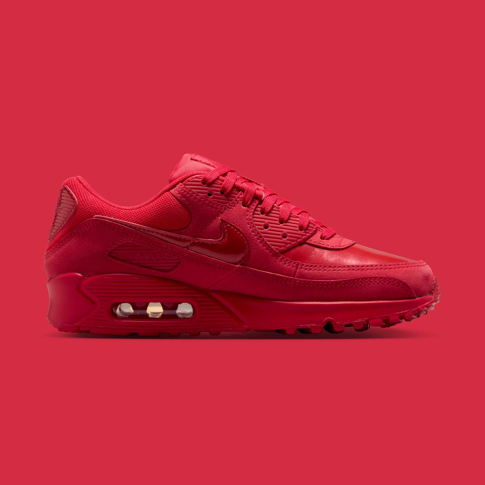 Nike Air Max 90 "University Red" drops in 2026