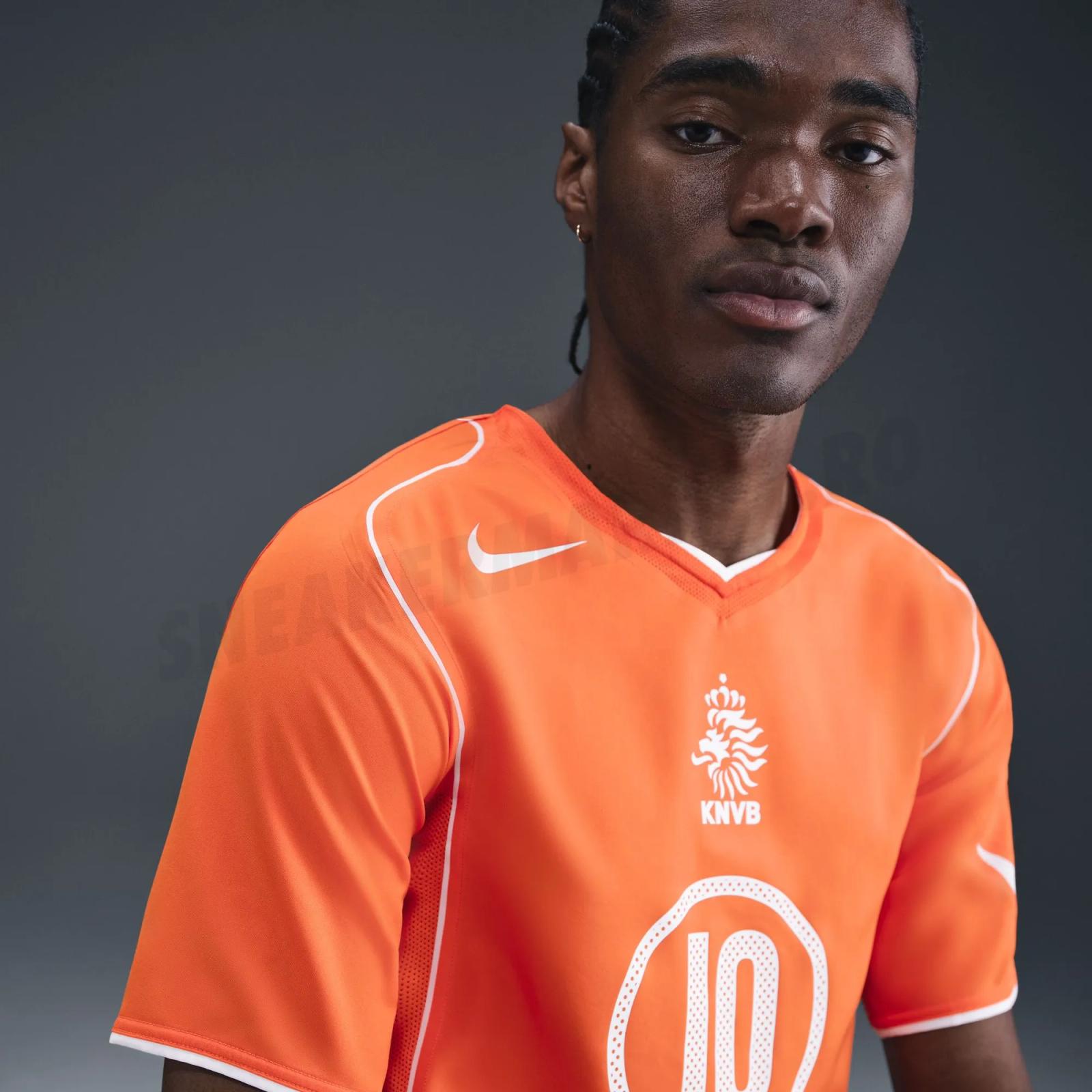 Nike Football Total 90 Netherlands 2004 Reissue IF2942-819 Release Date 19 April 2025