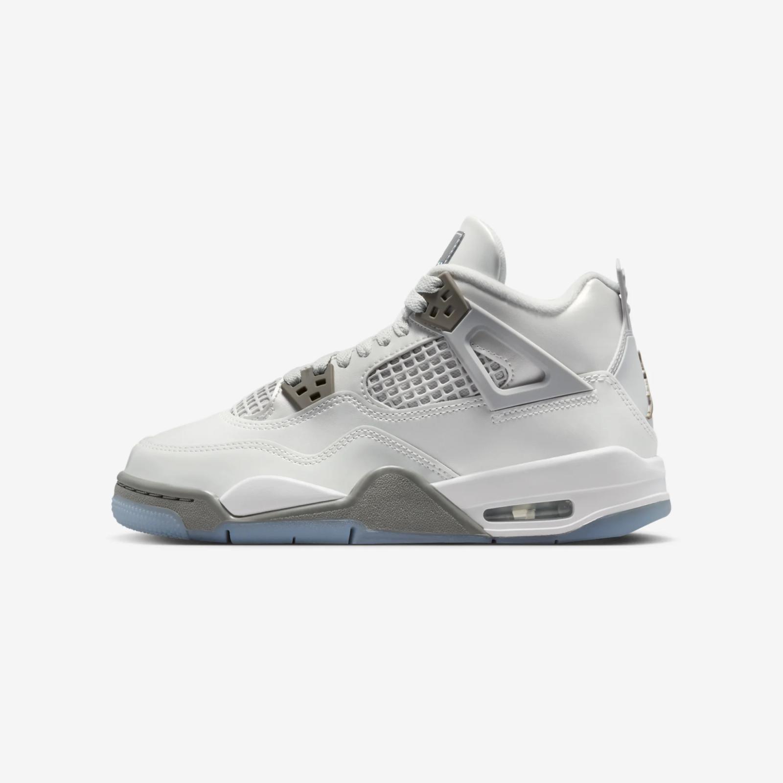 Air Jordan 4 Retro GS “Photon Dust / Blue Chill”