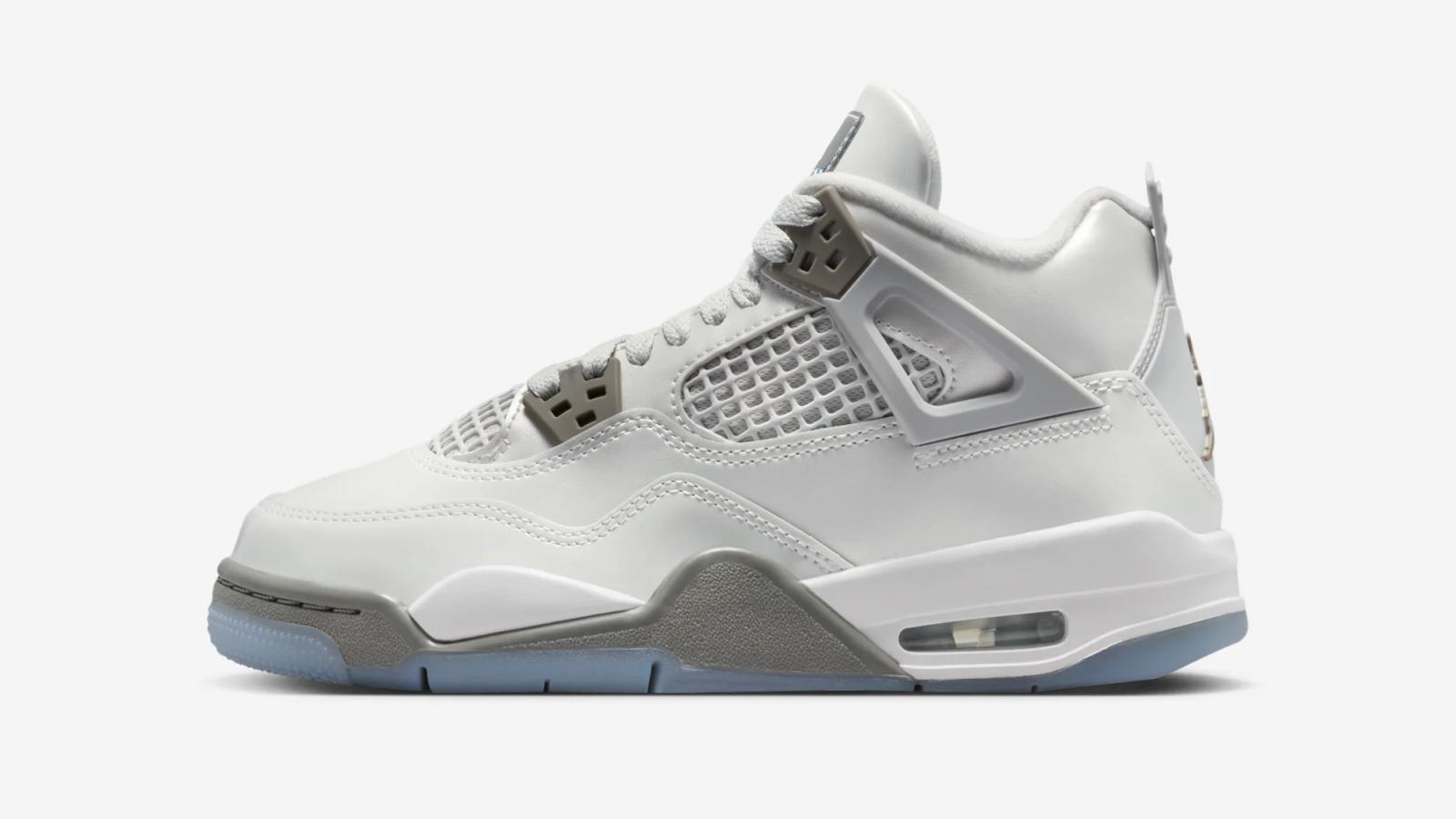 Air Jordan 4 Retro GS “Photon Dust / Blue Chill”
