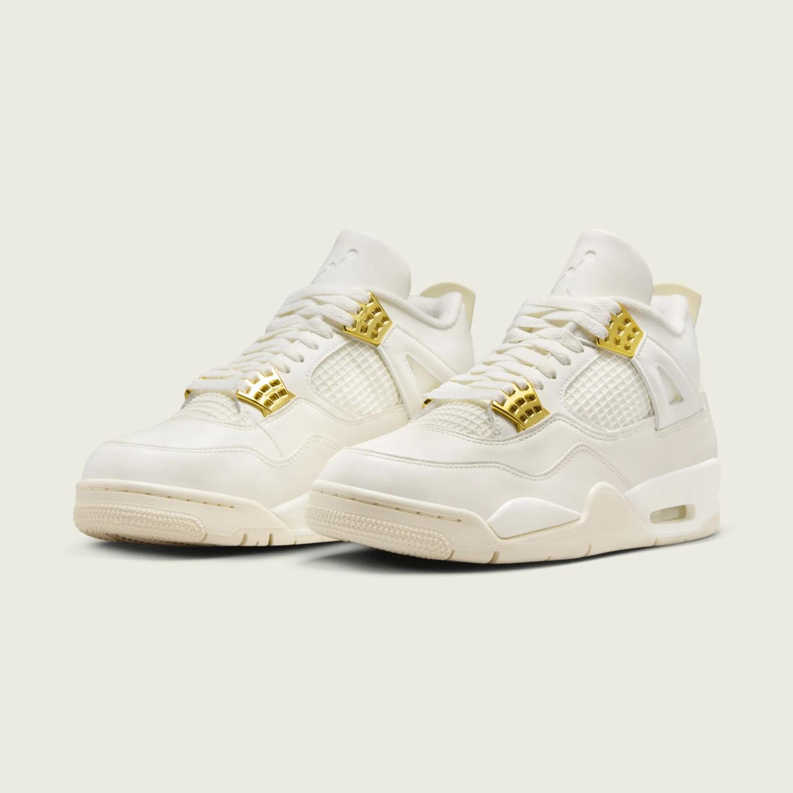 Air Jordan 4 Retro Metallic Gold