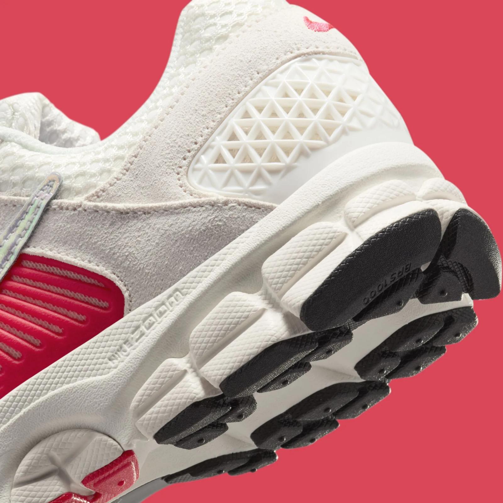 Nike Zoom Vomero 5 "Sail / Siren Red" HF5072-133