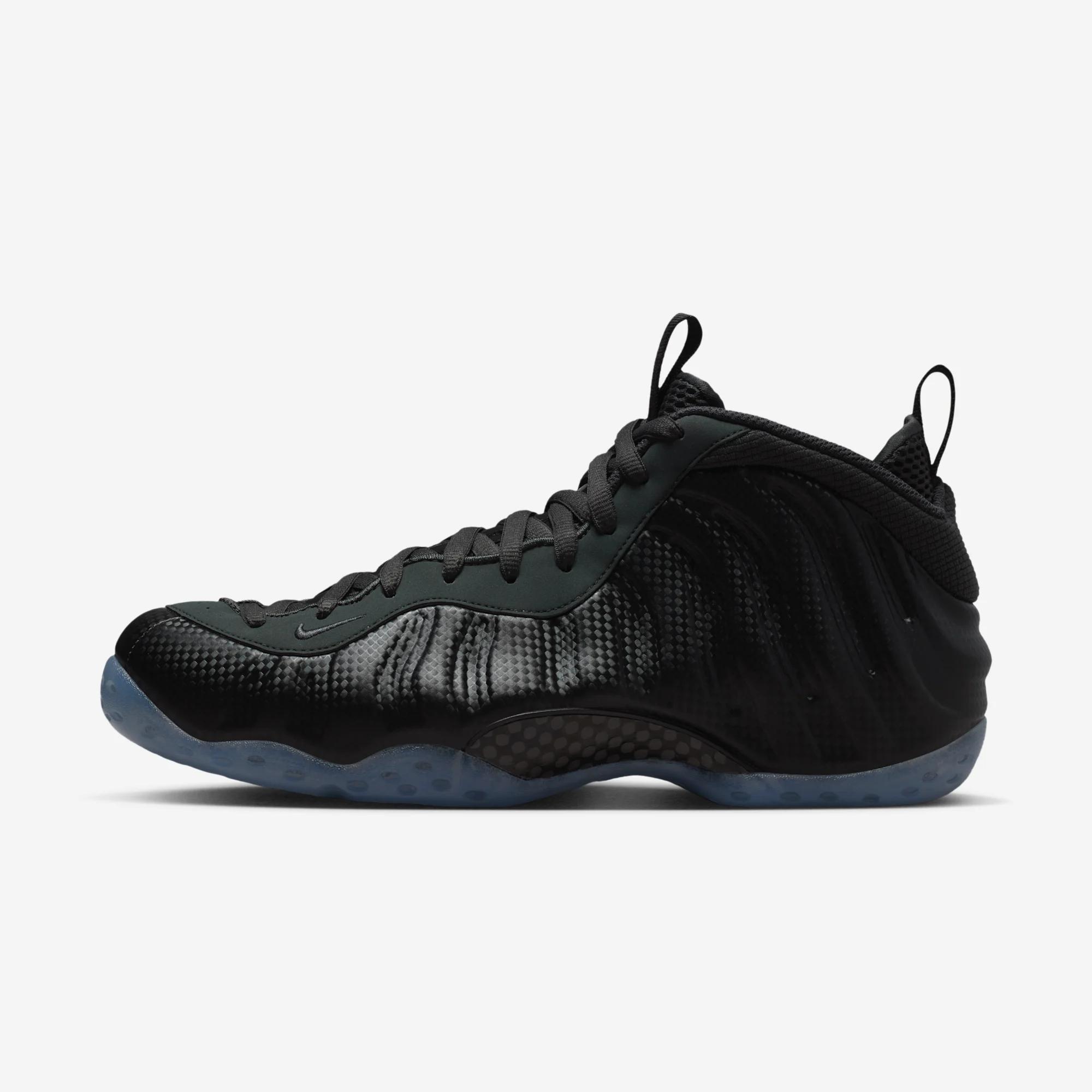 Nike Air Foamposite One “Dark Smoke Grey”