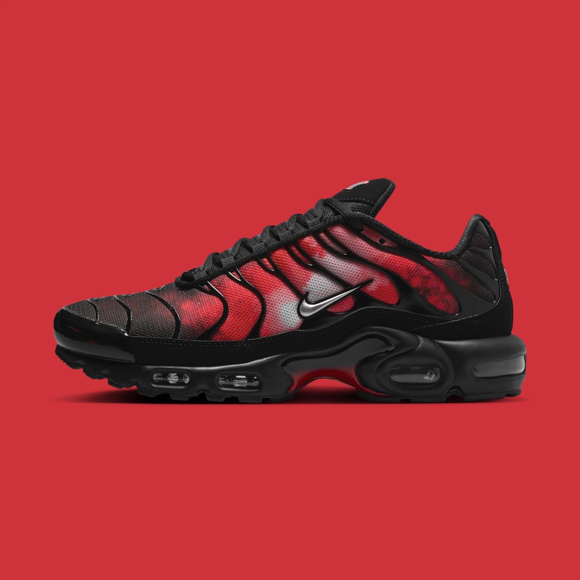 Nike Air Max Plus "Black & University Red" drops in 2026