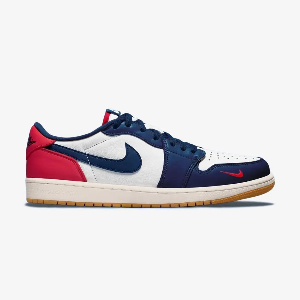 Air Jordan 1 Retro Low OG Howard University HQ2993-100