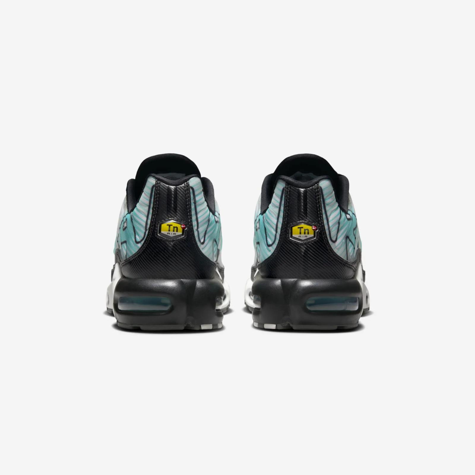 Nike Air Max Plus Mercurial HV6225-100 Release Date