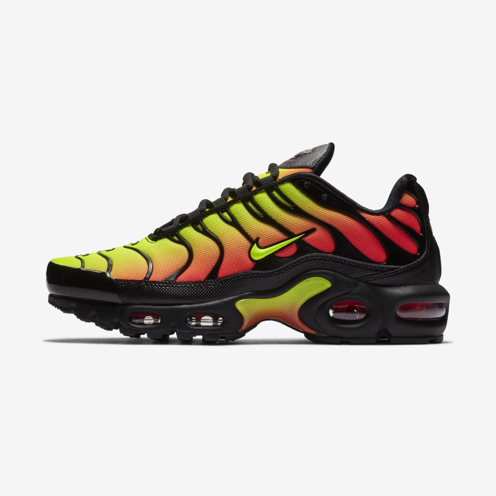 Nike Air Max Plus Black Volt Solar Red