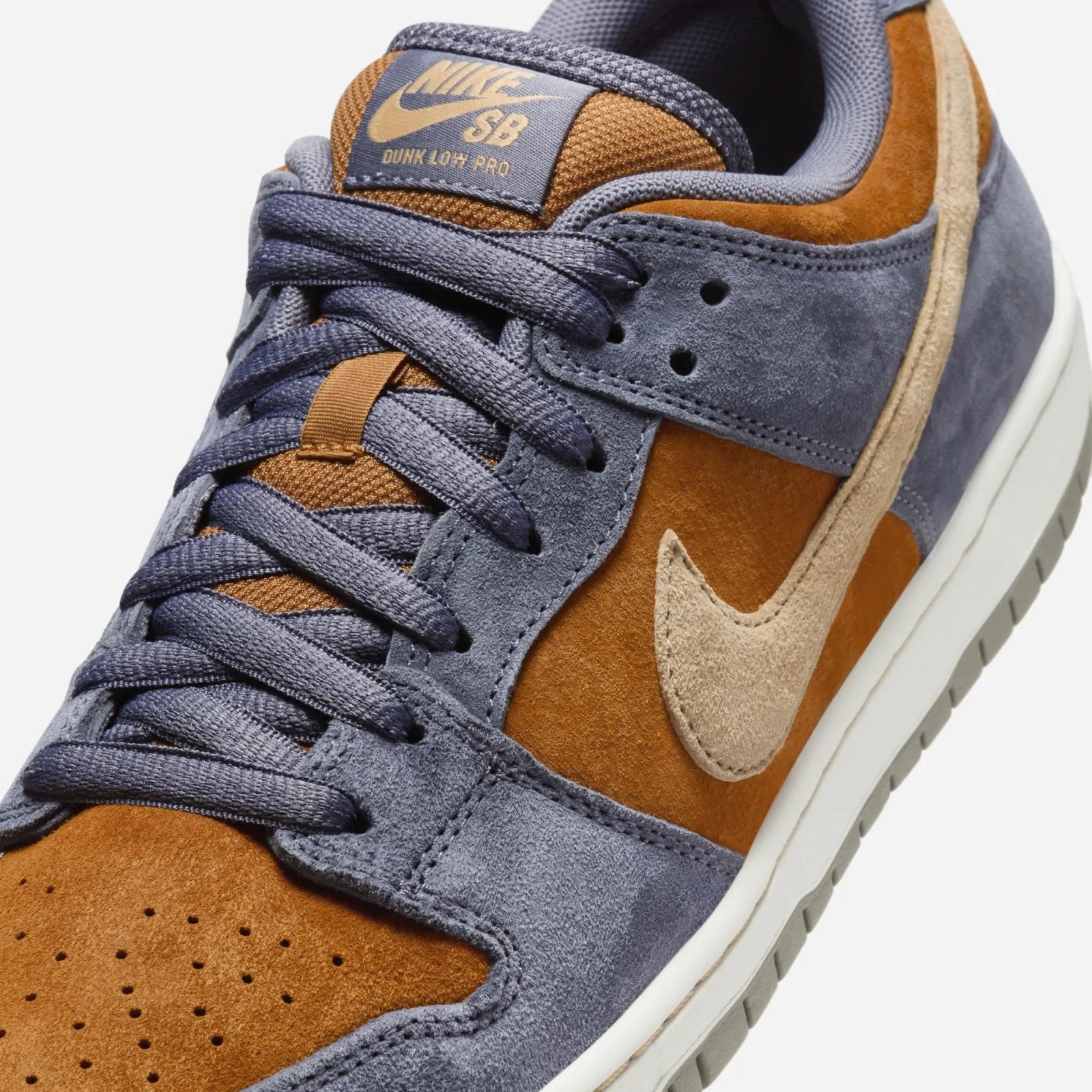 Nike SB Dunk Low Pro Light Carbon HF3063-002