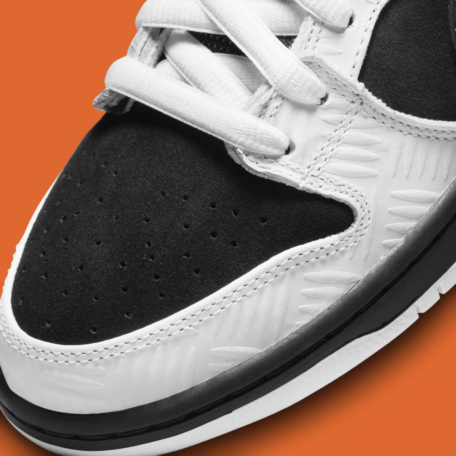 TIGHTBOOTH x Nike SB Dunk Low Pro Safety Orange