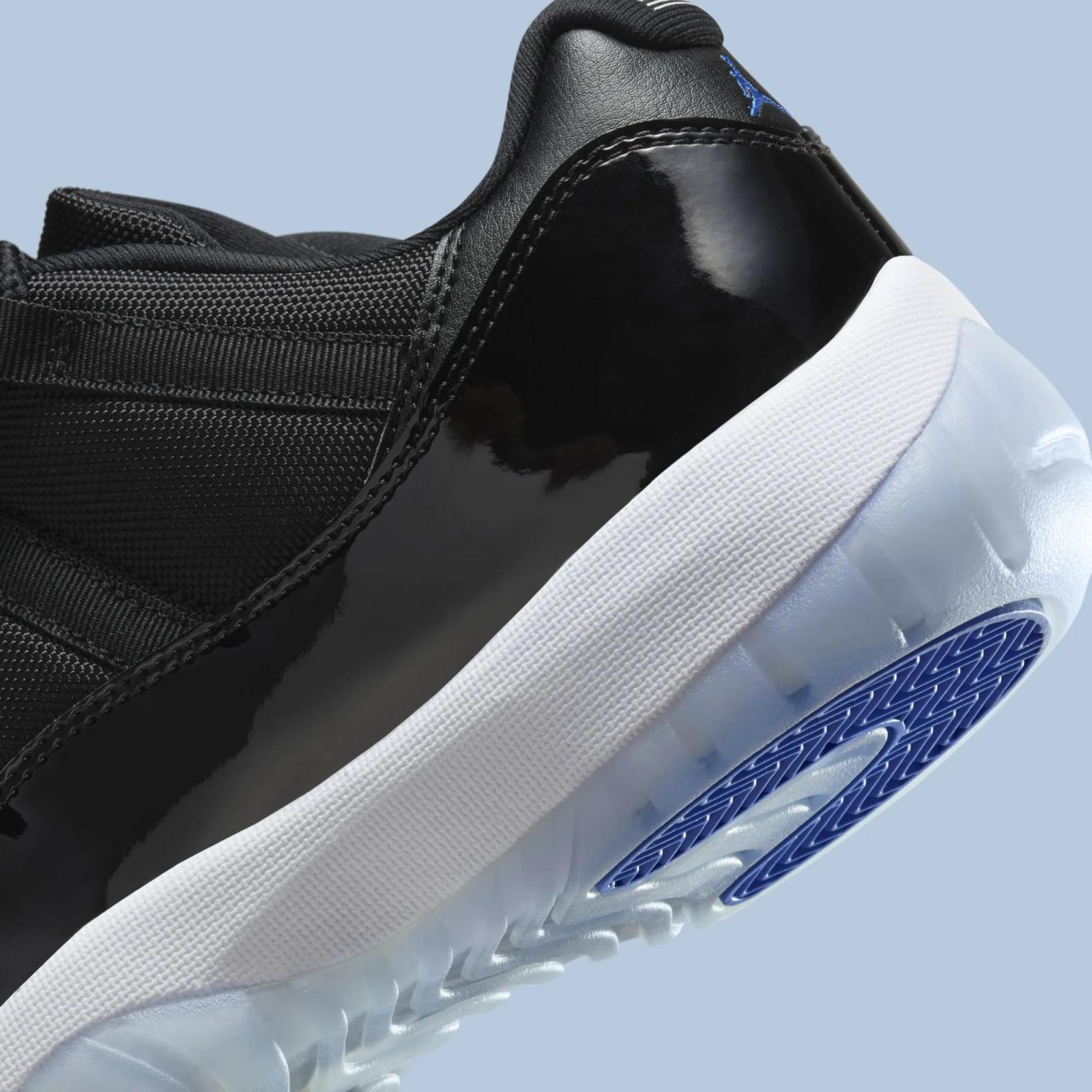 Air Jordan 11 Retro Low Space Jam FV5104-004