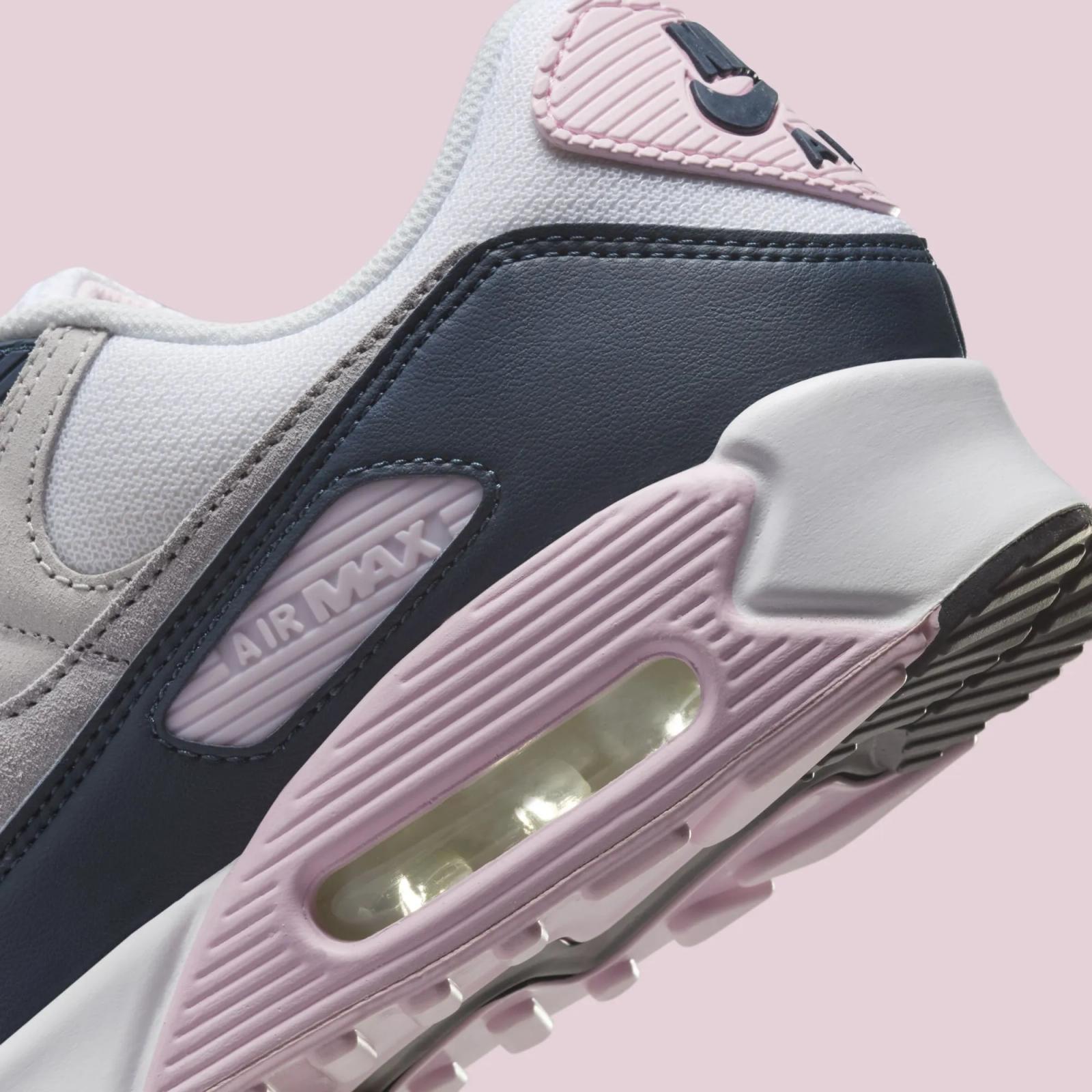 Nike Air Max 90 White / Pink Foam DM0029-106