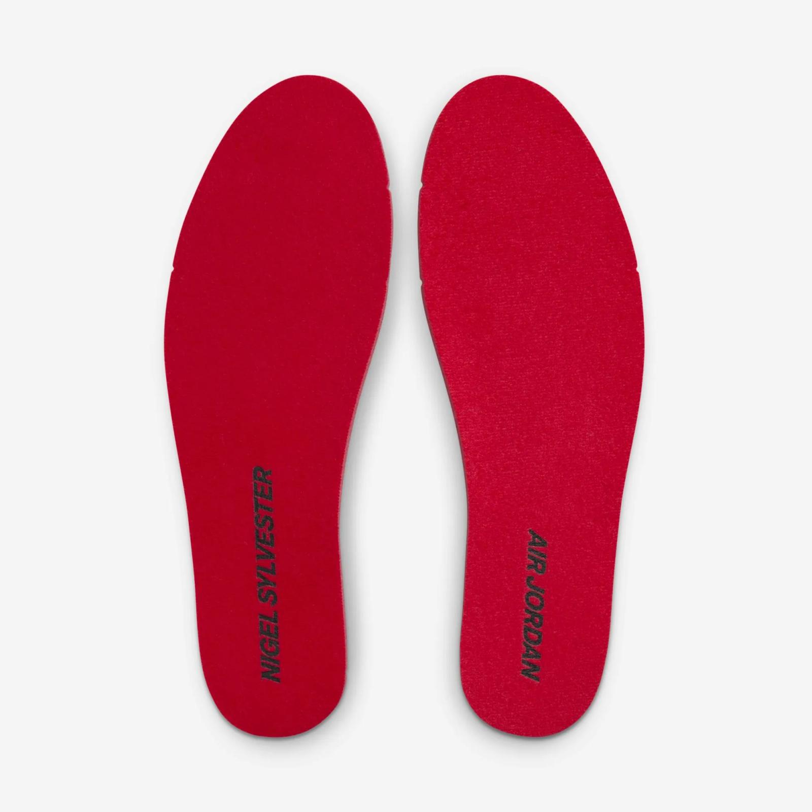 Nigel Sylvester x Air Jordan 4 RM Anthracite HF4334-004