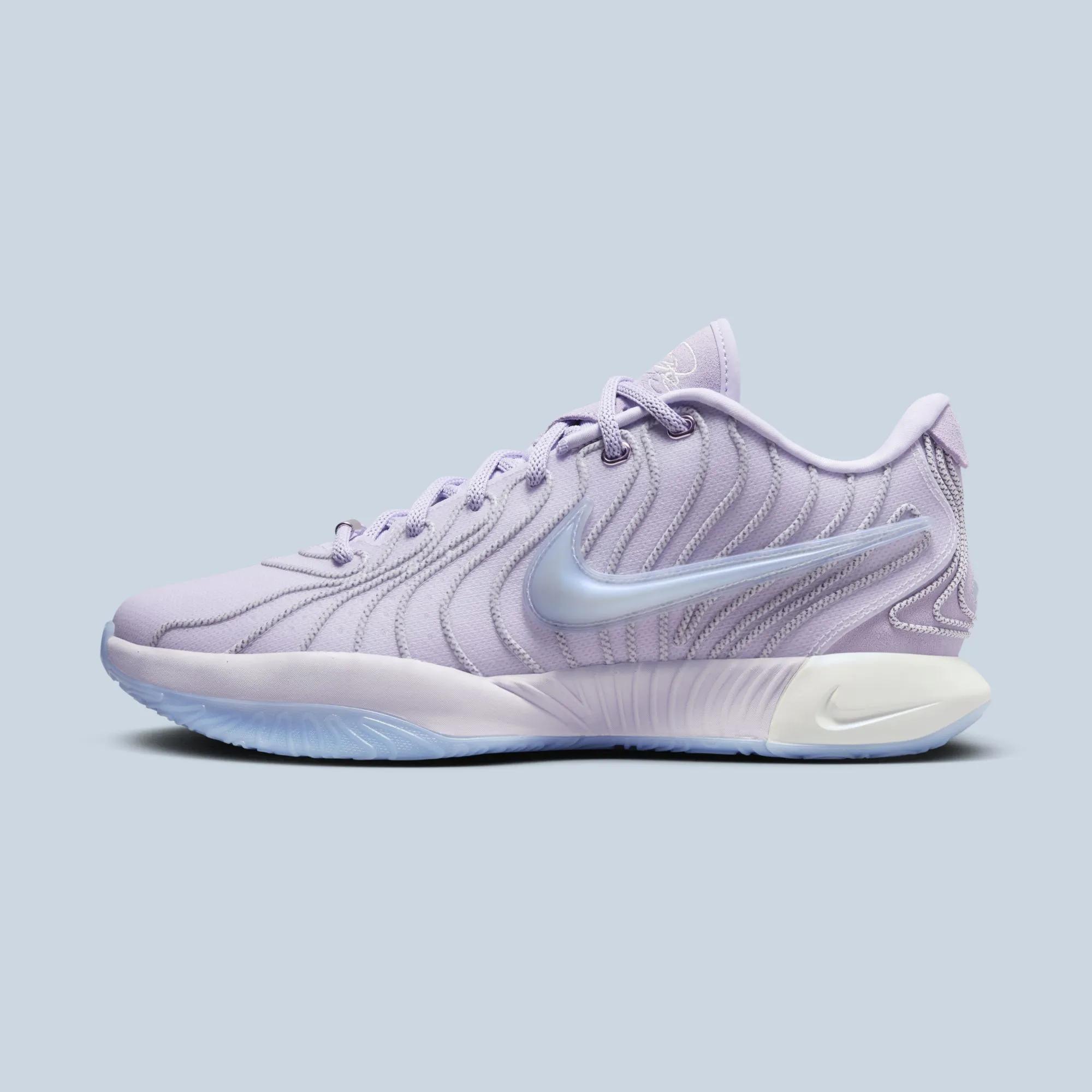 Nike LeBron 21 “Barely Grape”