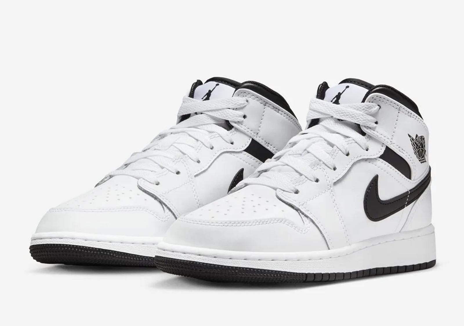 Air Jordan 1 Mid White Black