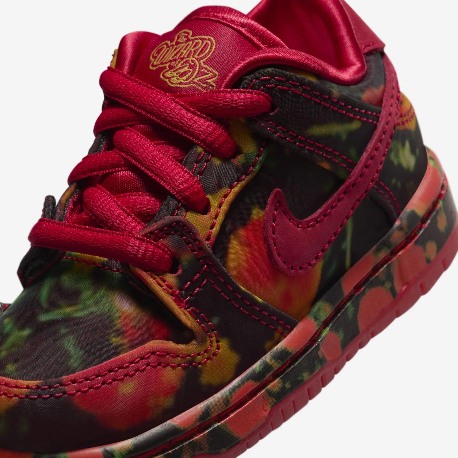 Wizard of Oz x Nike SB Dunk Low Pro Poppy Field FZ1237-600