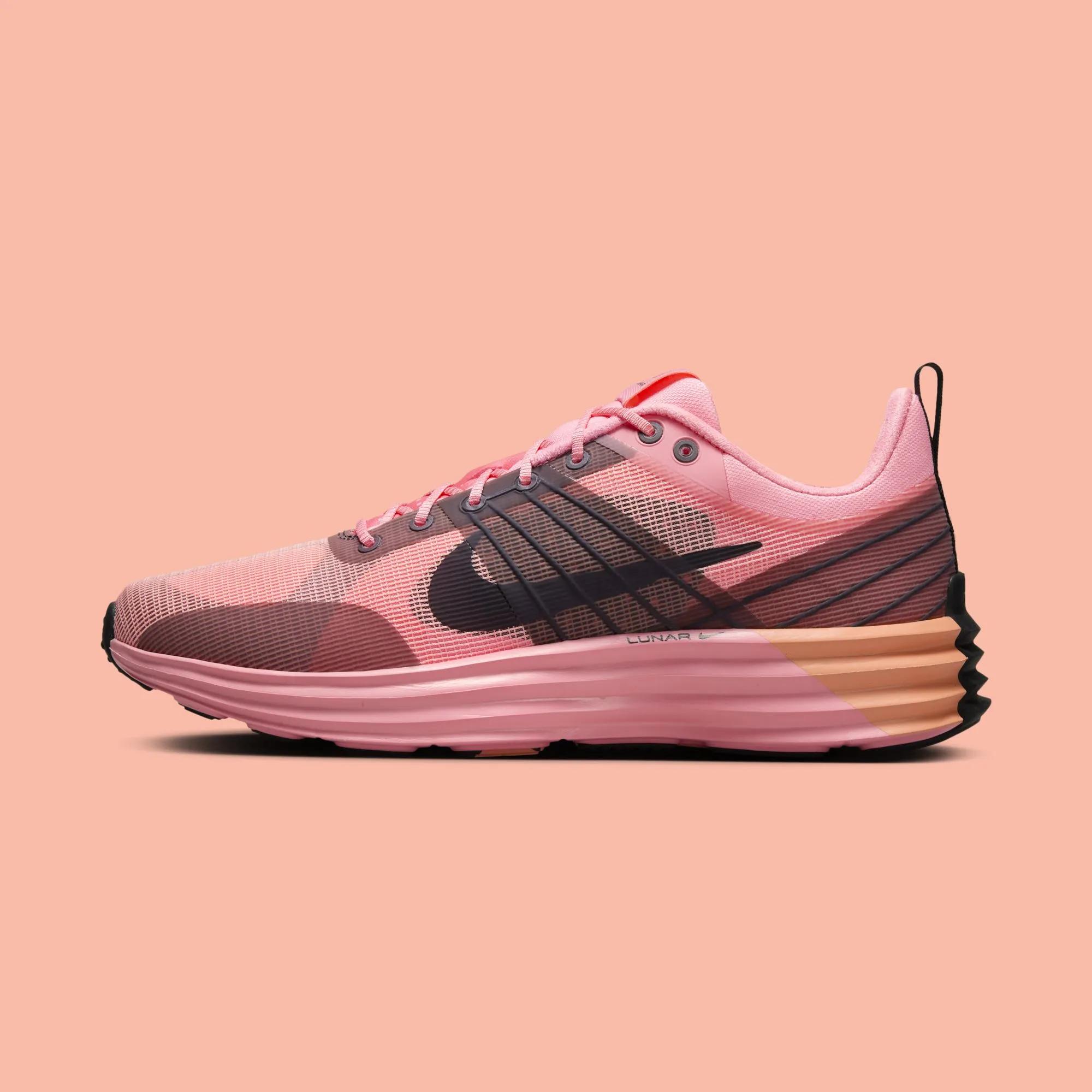 Nike Lunar Roam Premium Pink Gaze Release